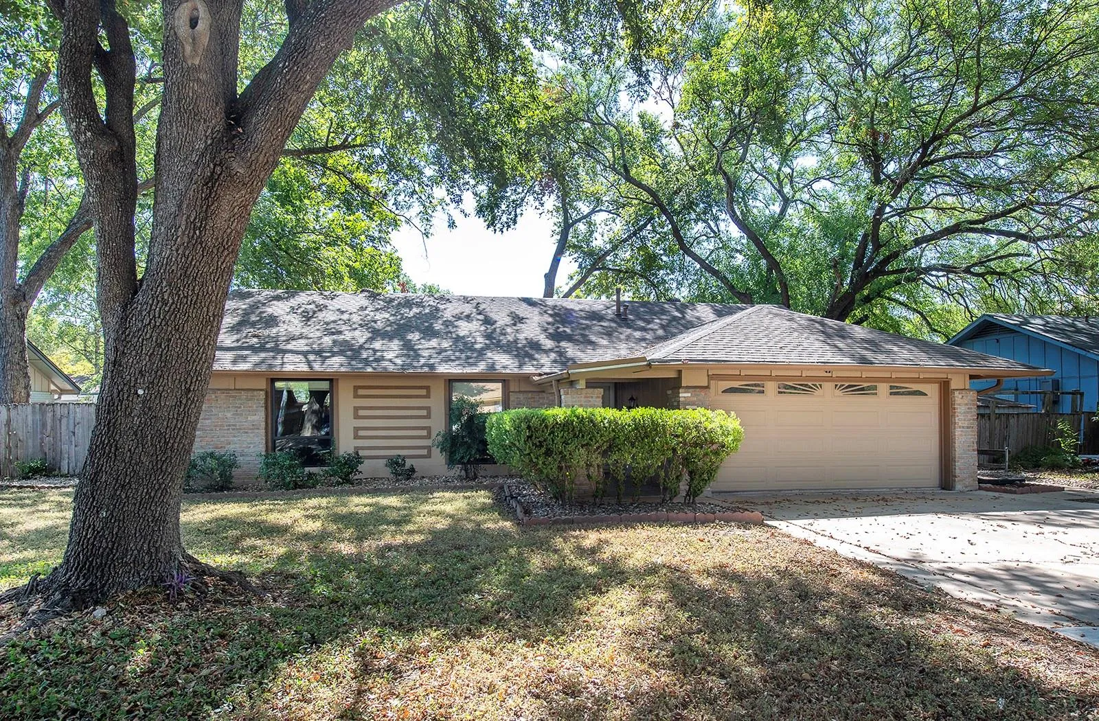 Photo of 9207 HUNTERS TRCE, Austin, TX, 78758