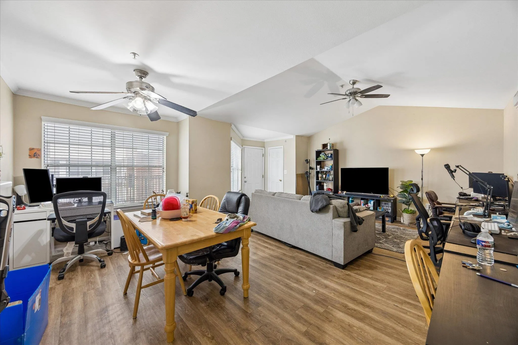 Photo 2 of 501 W 26TH ST #306