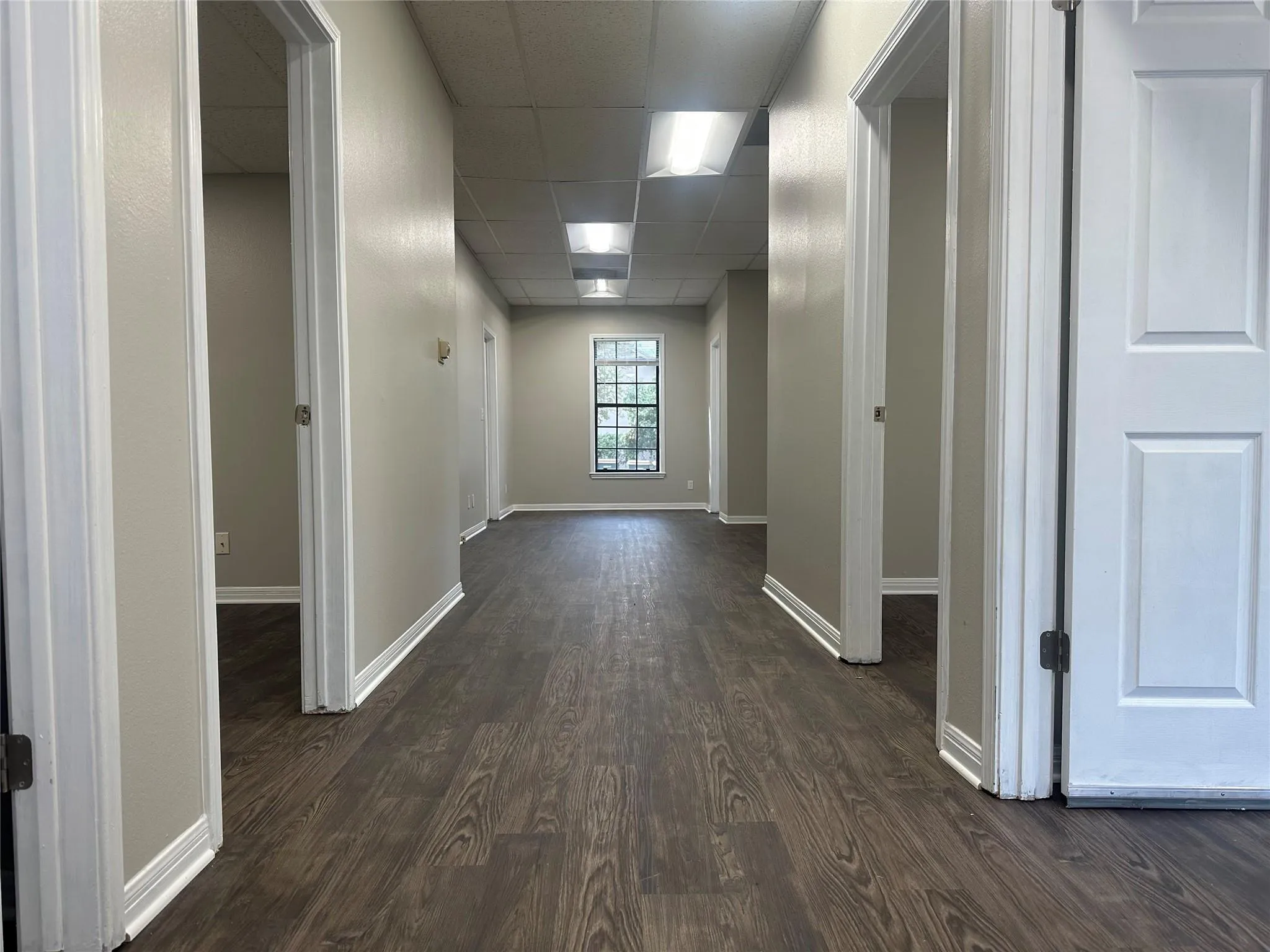 Photo 2 of 1823 FORTVIEW RD #101
