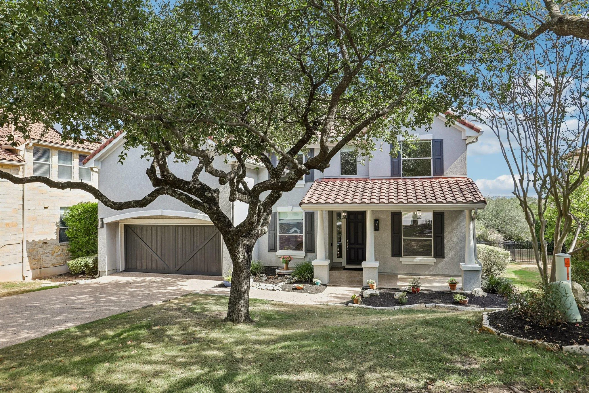 Photo 2 of 11400 WOODLAND HILLS TRL
