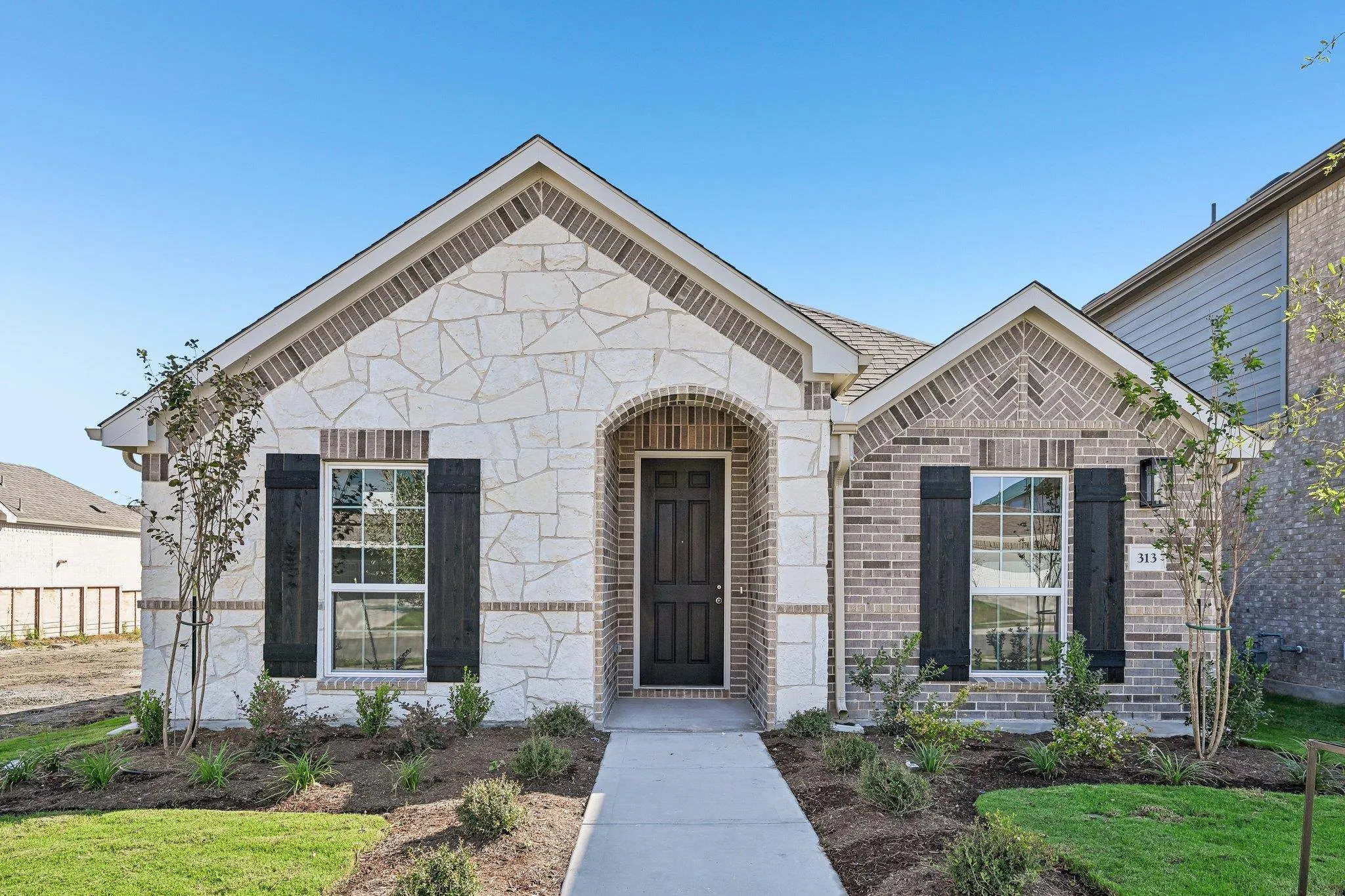 Photo of 313 BRANDYWINE RD, Hutto, TX, 78634