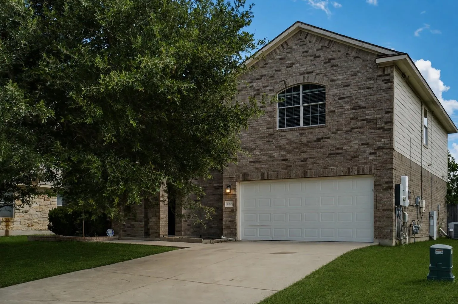 Photo of 18305 LAKE EDGE CT, Pflugerville, 78660