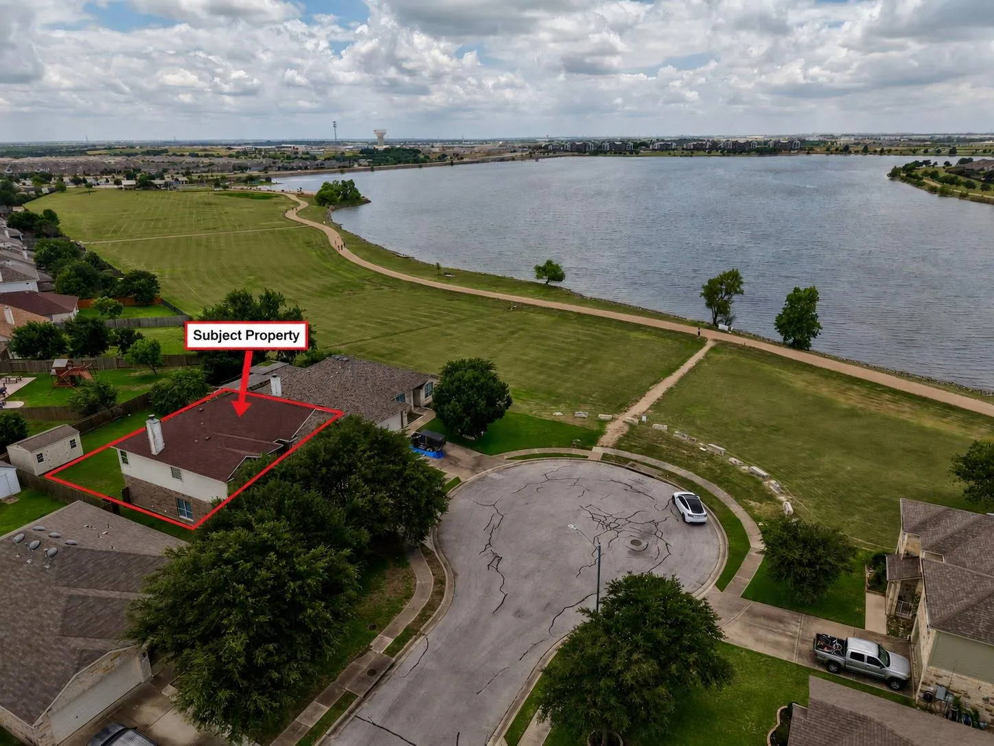 Photo of 18305 LAKE EDGE CT, Pflugerville, TX, 78660