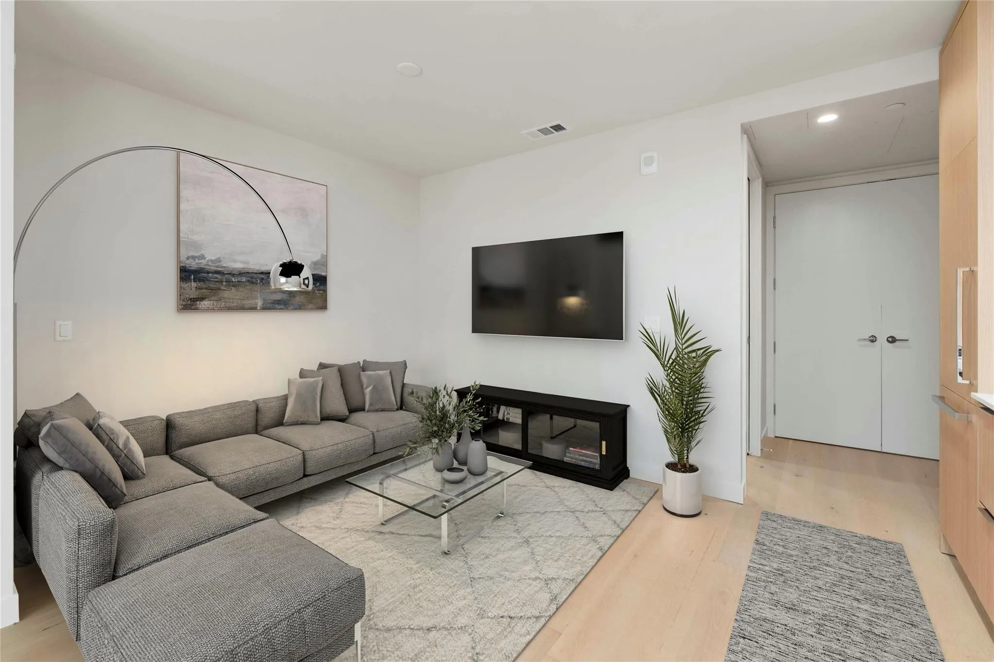 Photo 5 of 44 EAST AVE #2506