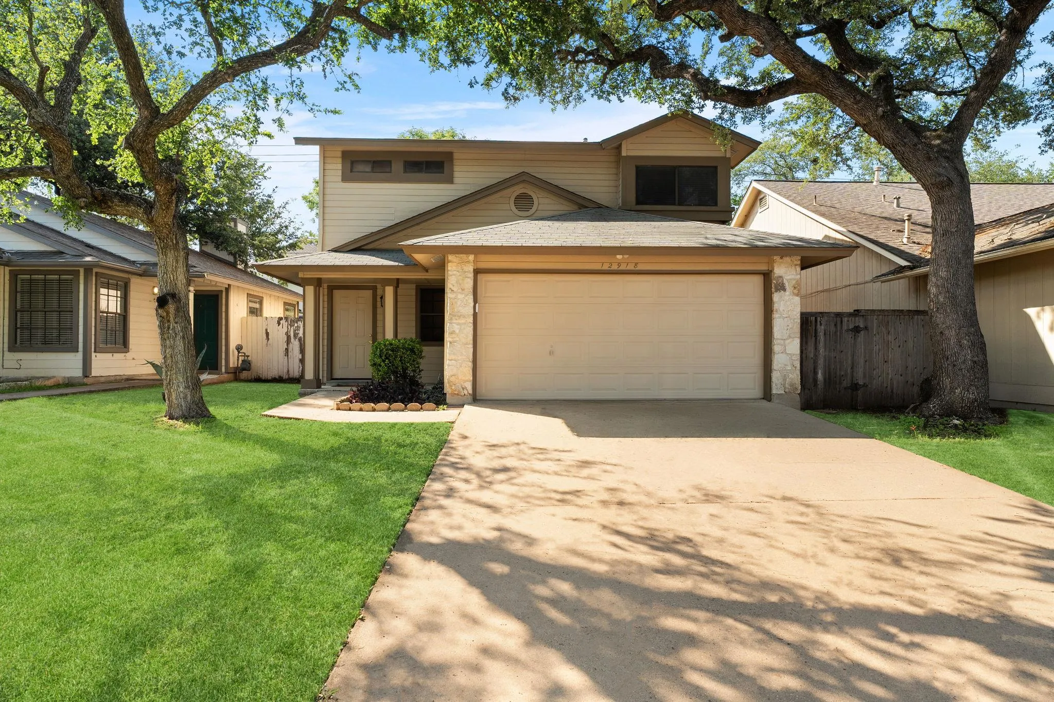 Photo of 12918 HUMPHREY DR, Austin, TX, 78729