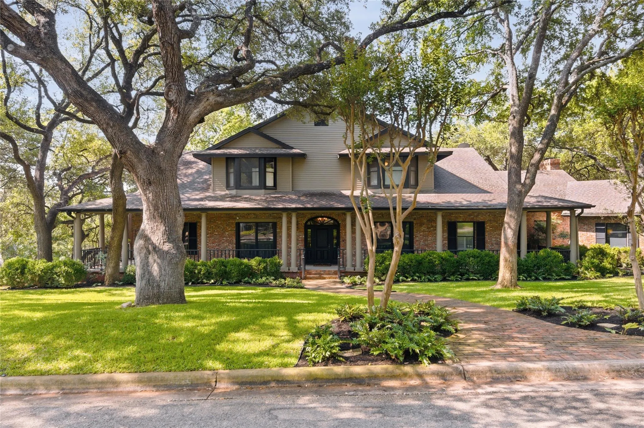 Photo of 4209 DUNNING LN, Austin, 78746