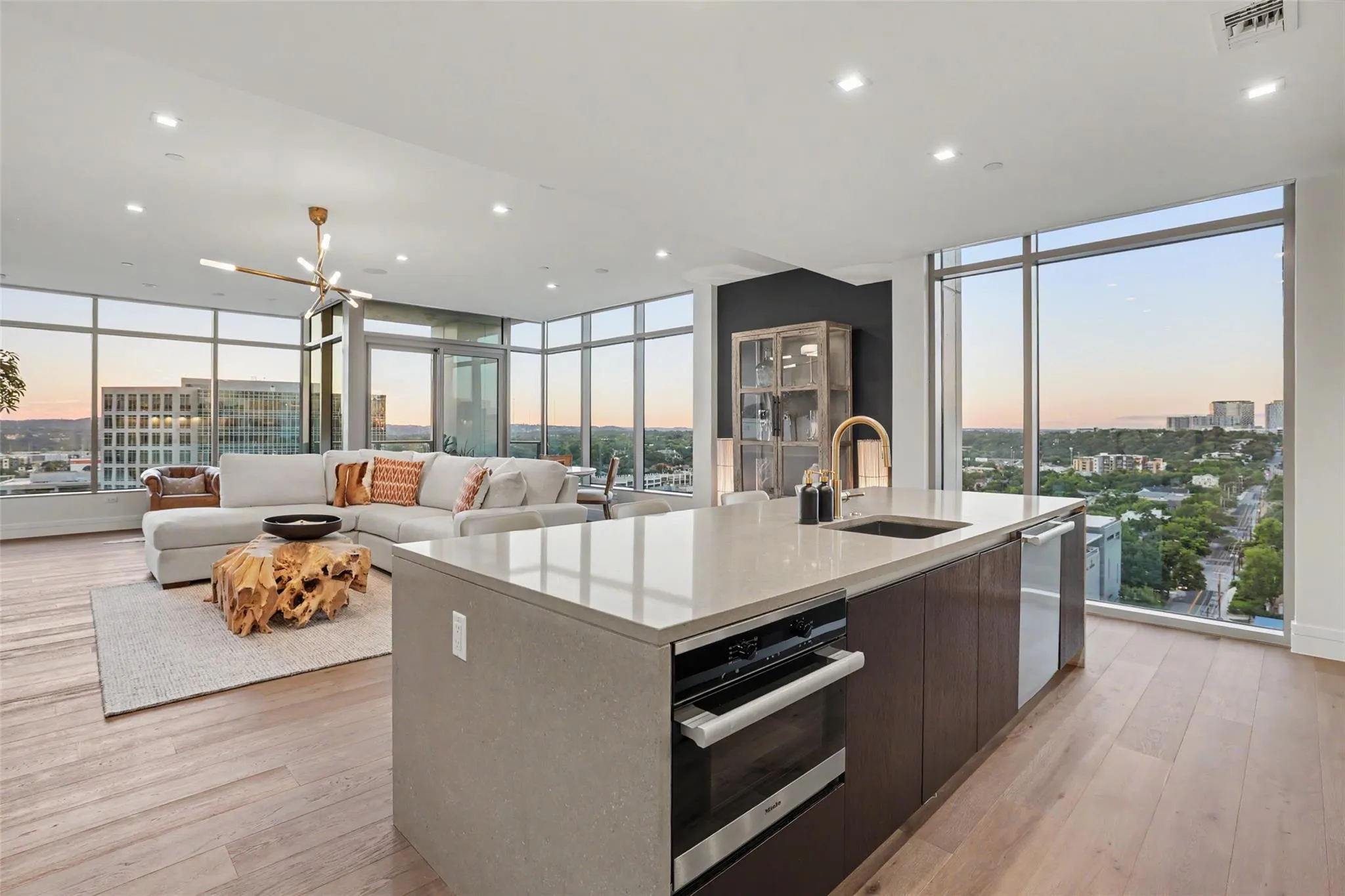 Photo of 501 WEST AVE #1604, Austin, TX, 78701