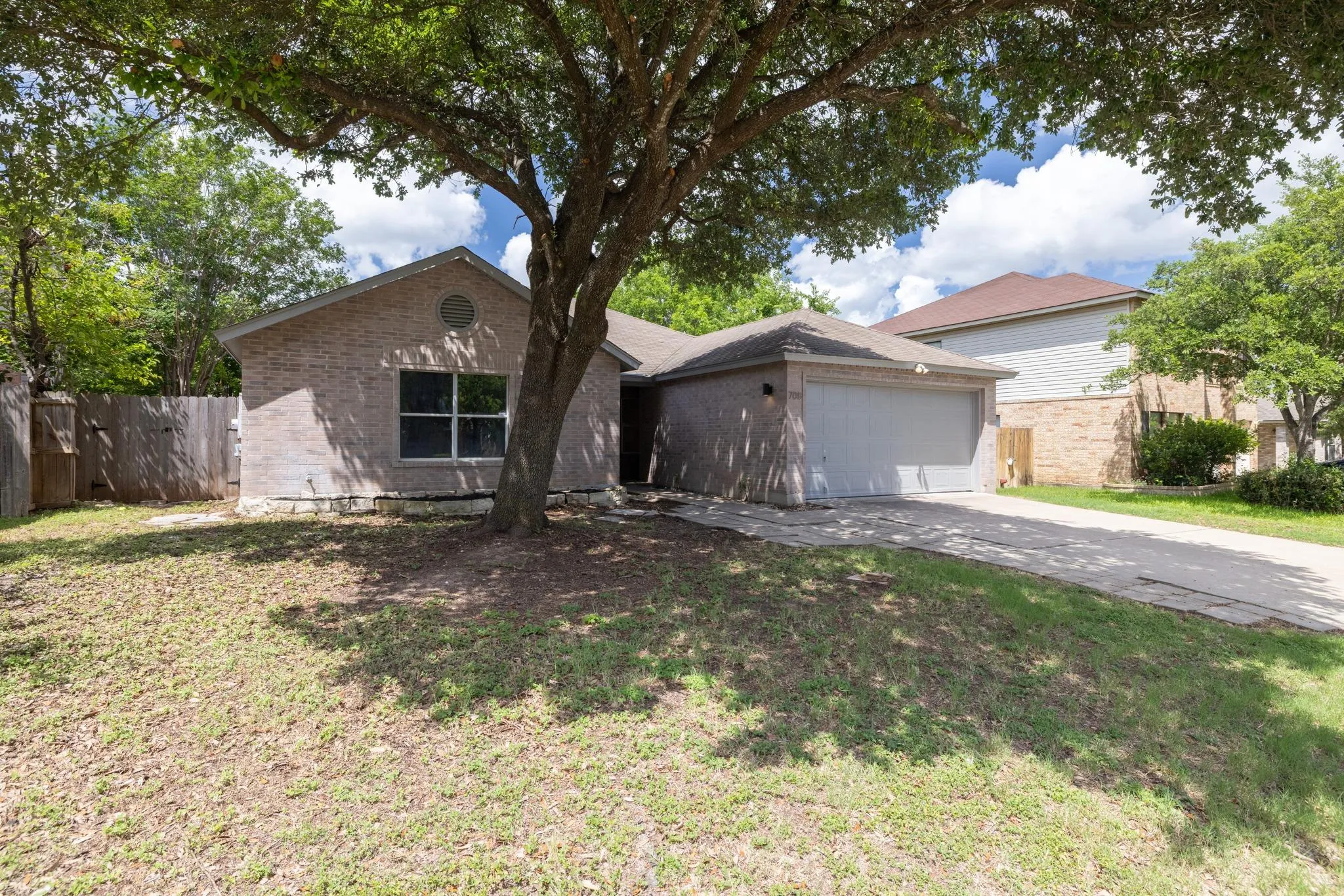 Photo of 708 JUSTEFORD DR, Pflugerville, 78660