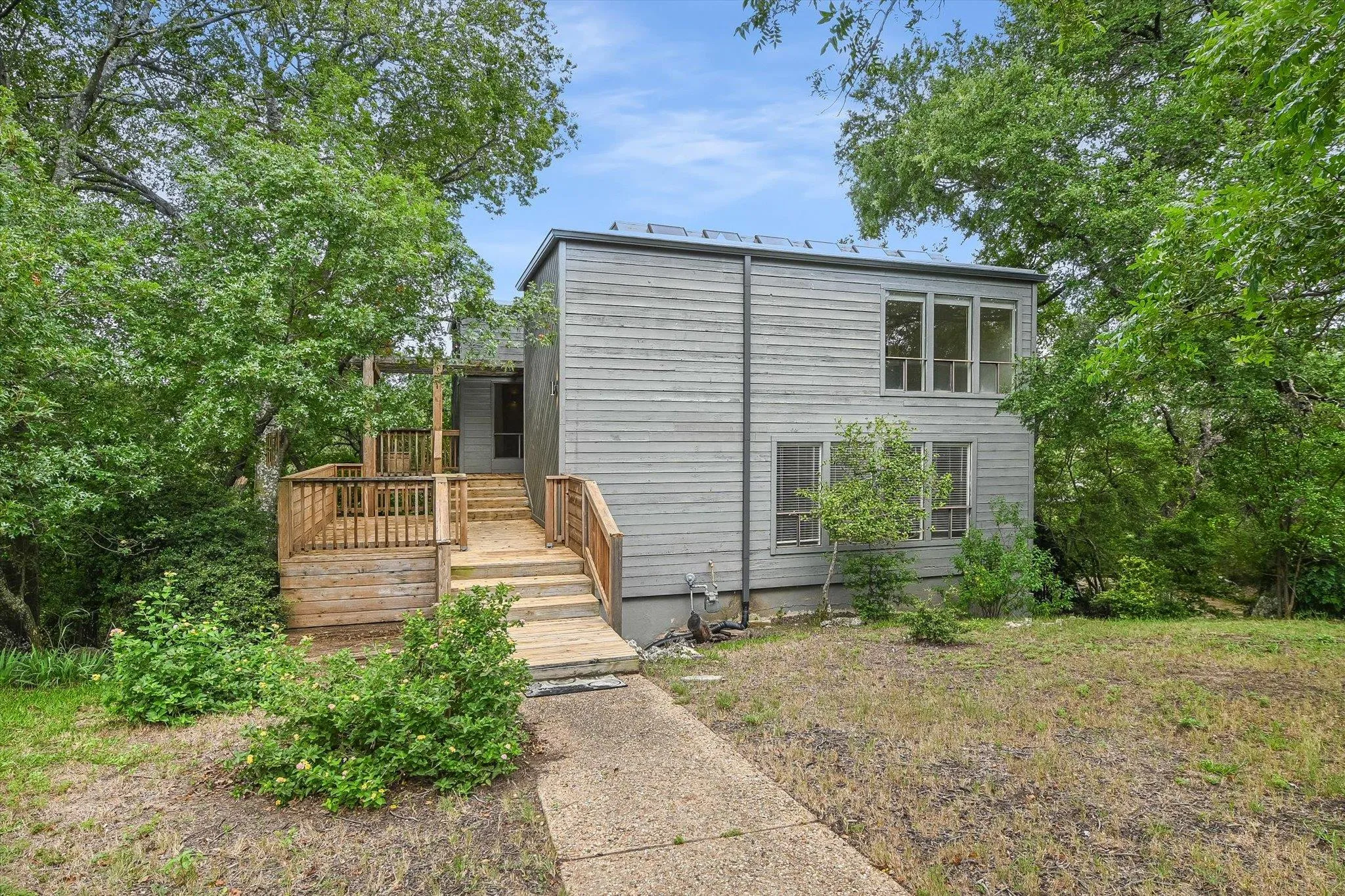 Photo of 8804 MOUNTAIN PATH CIR, Austin, TX, 78759