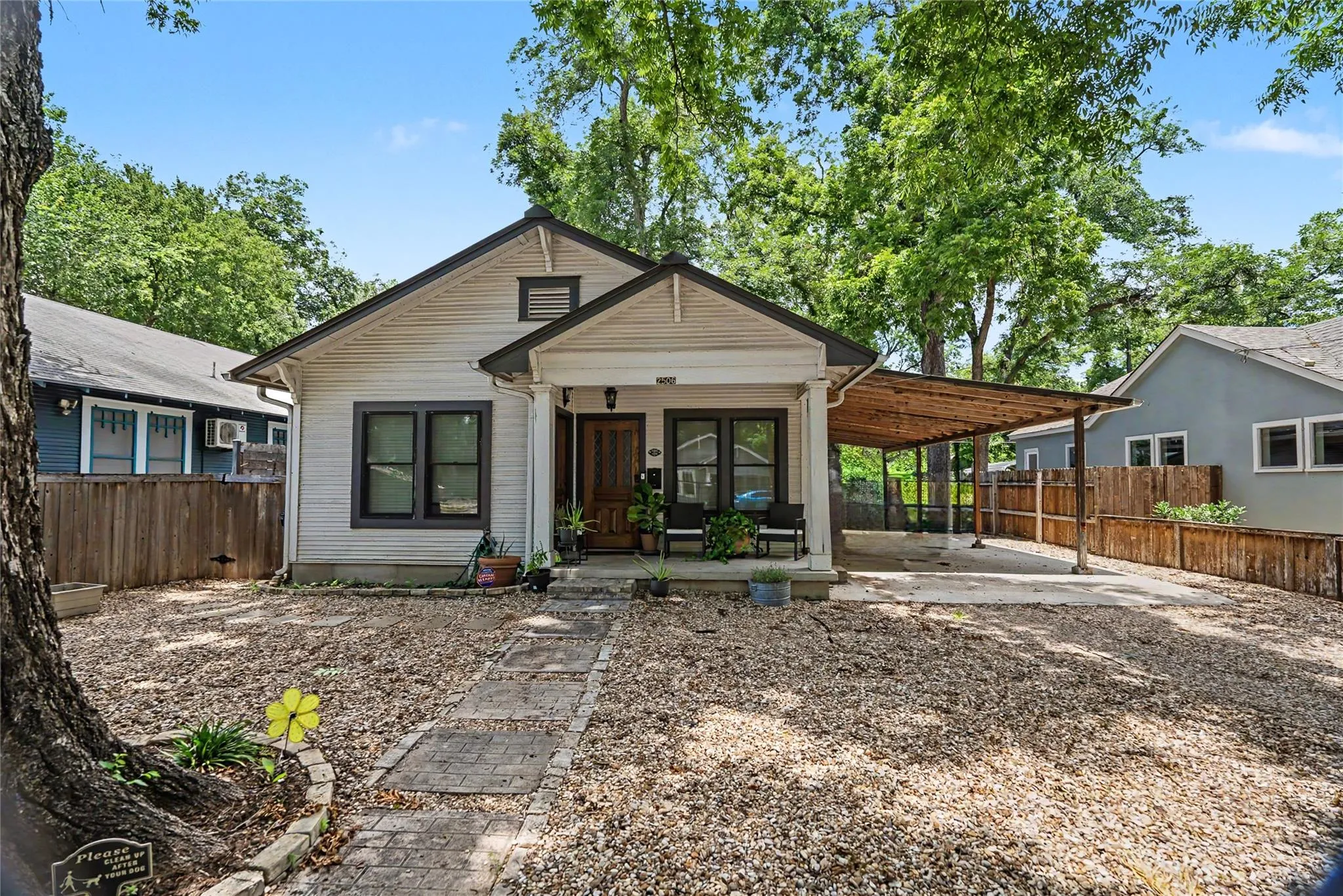 Photo of 2506 E CESAR CHAVEZ ST, Austin, TX, 78702