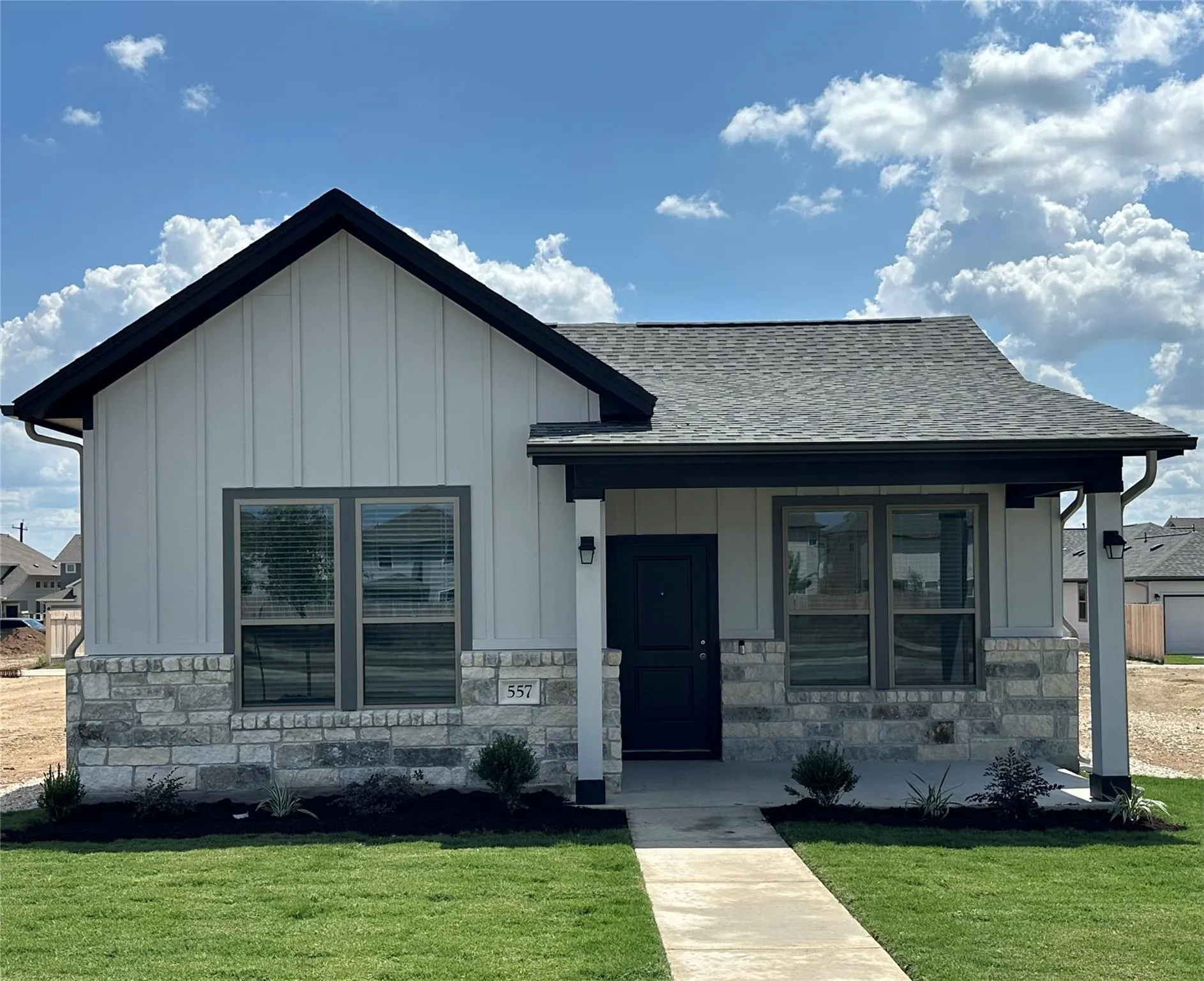 Photo of 557 PORTER COUNTRY PKWY, Buda, TX, 78610
