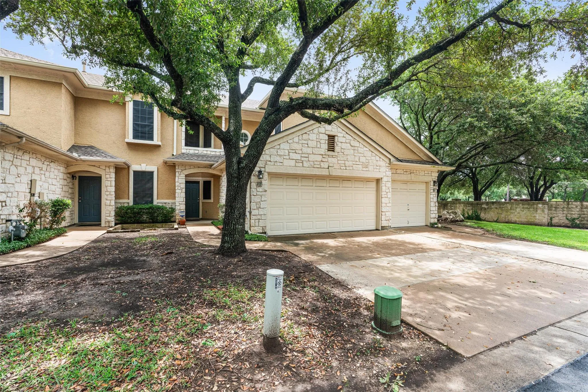 Photo 3 of 4620 W WILLIAM CANNON DR #2