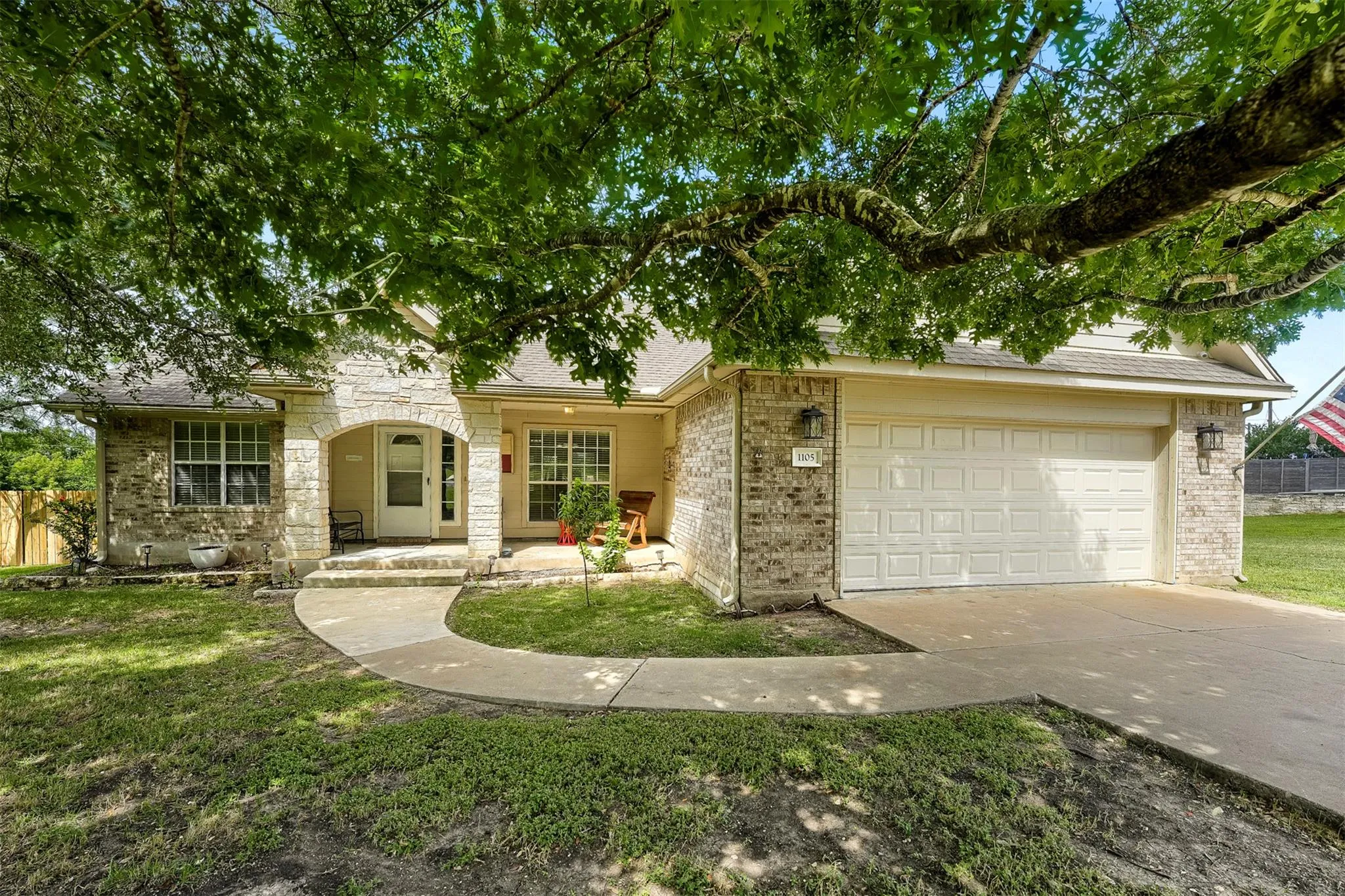 Photo of 1105 2ND ST, Jarrell, TX, 76537