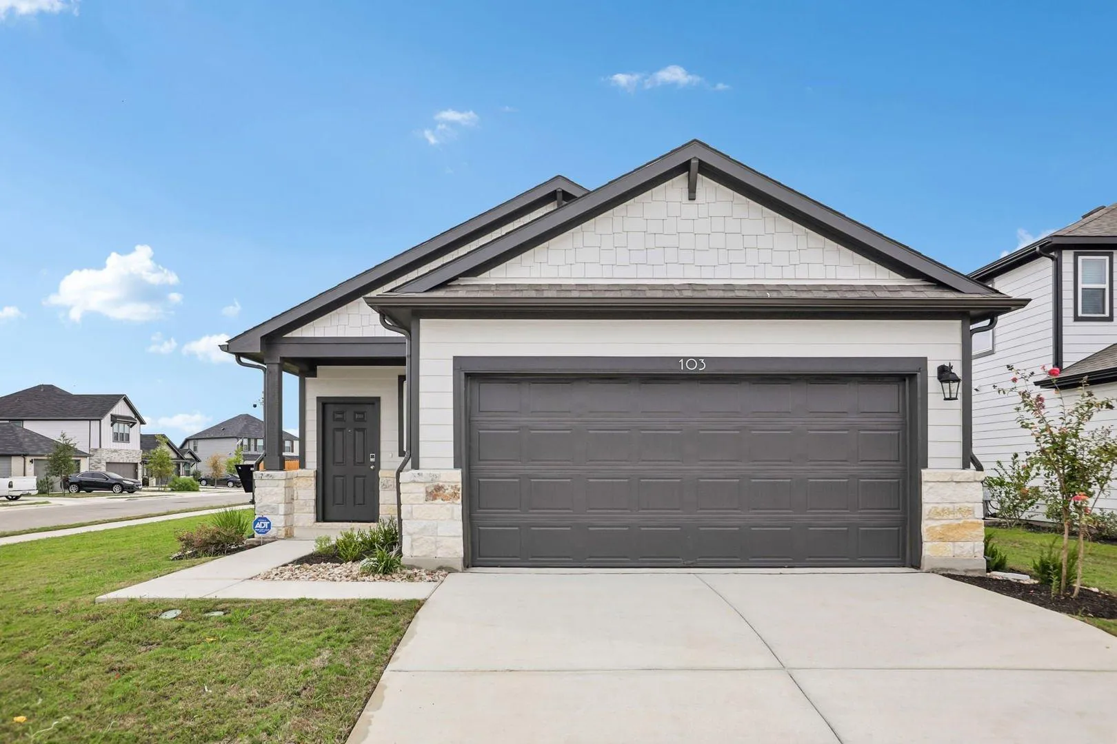 Photo of 103 TWO BITS, Elgin, TX, 78621