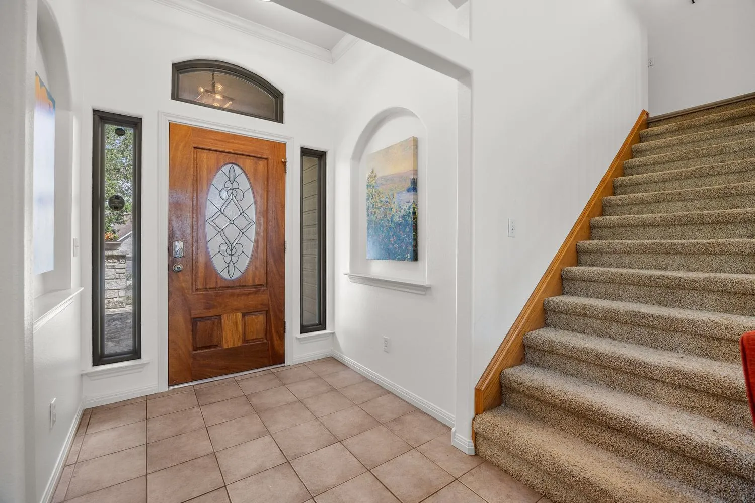 Photo 3 of 12 SPRINGWOOD CIR