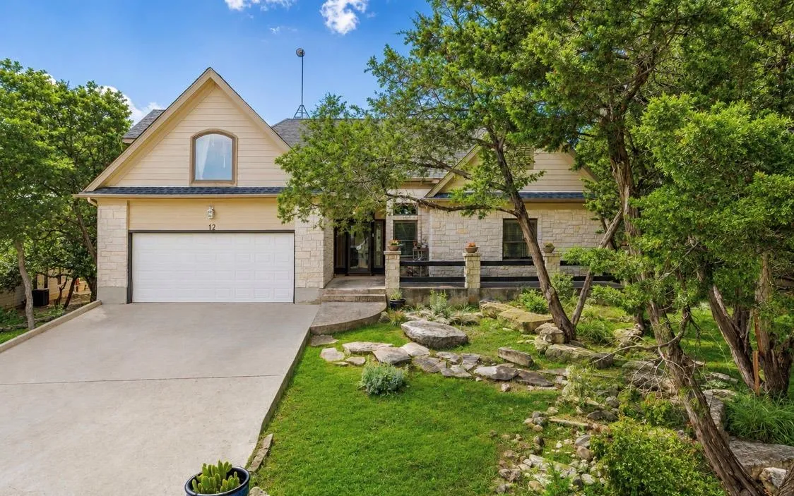 Photo of 12 SPRINGWOOD CIR, Wimberley, TX, 78676