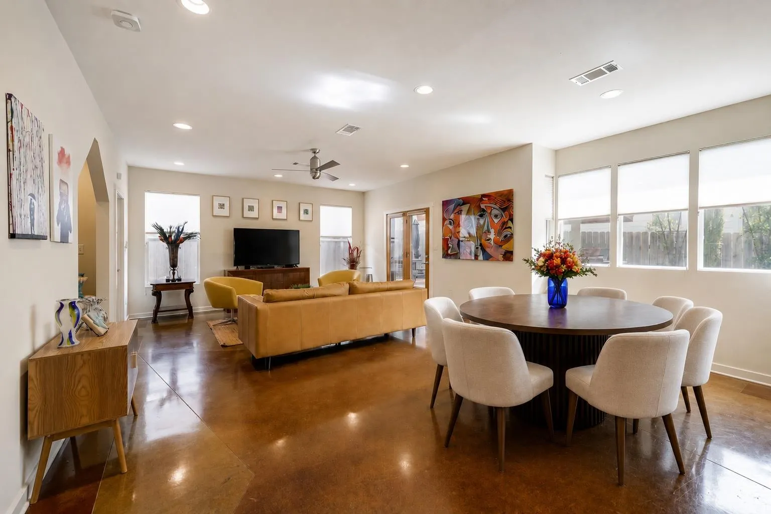 Photo 5 of 209 PARK LN #A