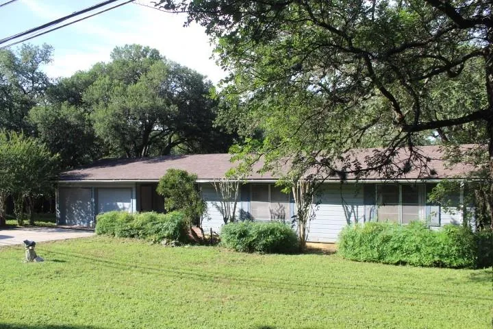 Photo 4 of 1306 ALAMO ST