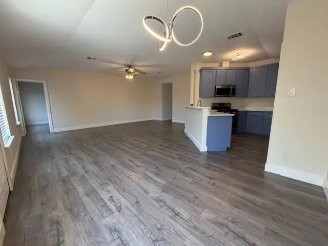 Photo 3 of 4003 AYALA DR