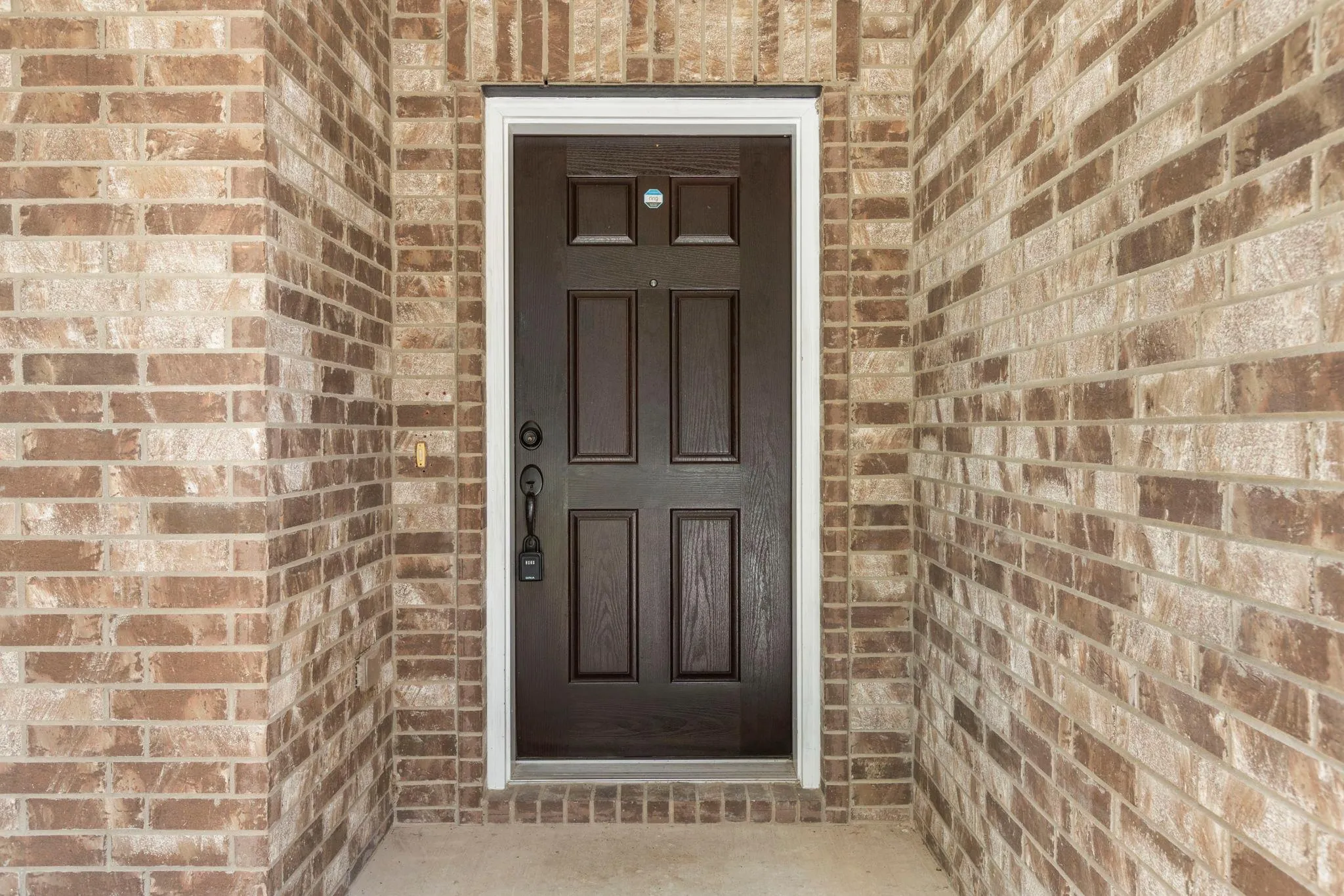Photo 4 of 18613 FALCON POINTE BLVD