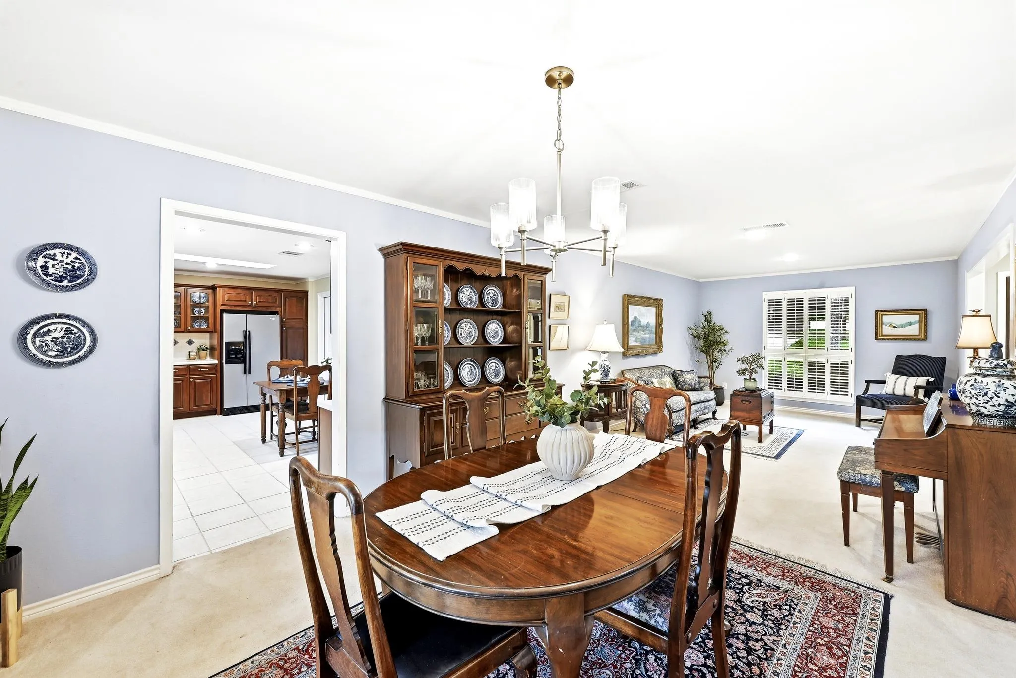 Photo 5 of 2500 FOREST BEND DR