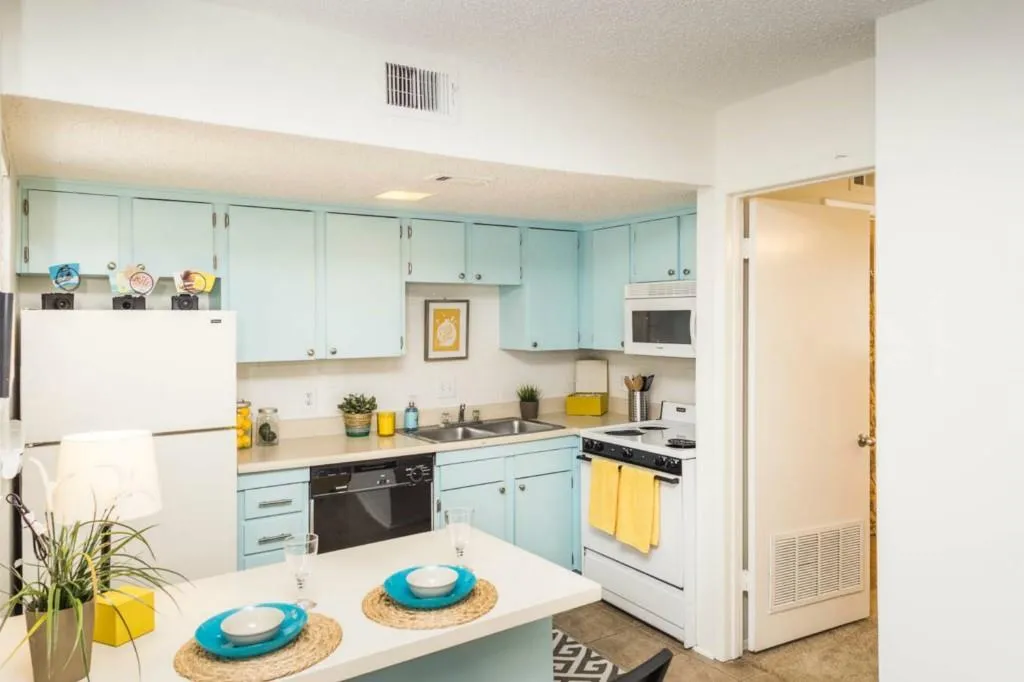 Photo 2 of 3405 HELMS ST #106