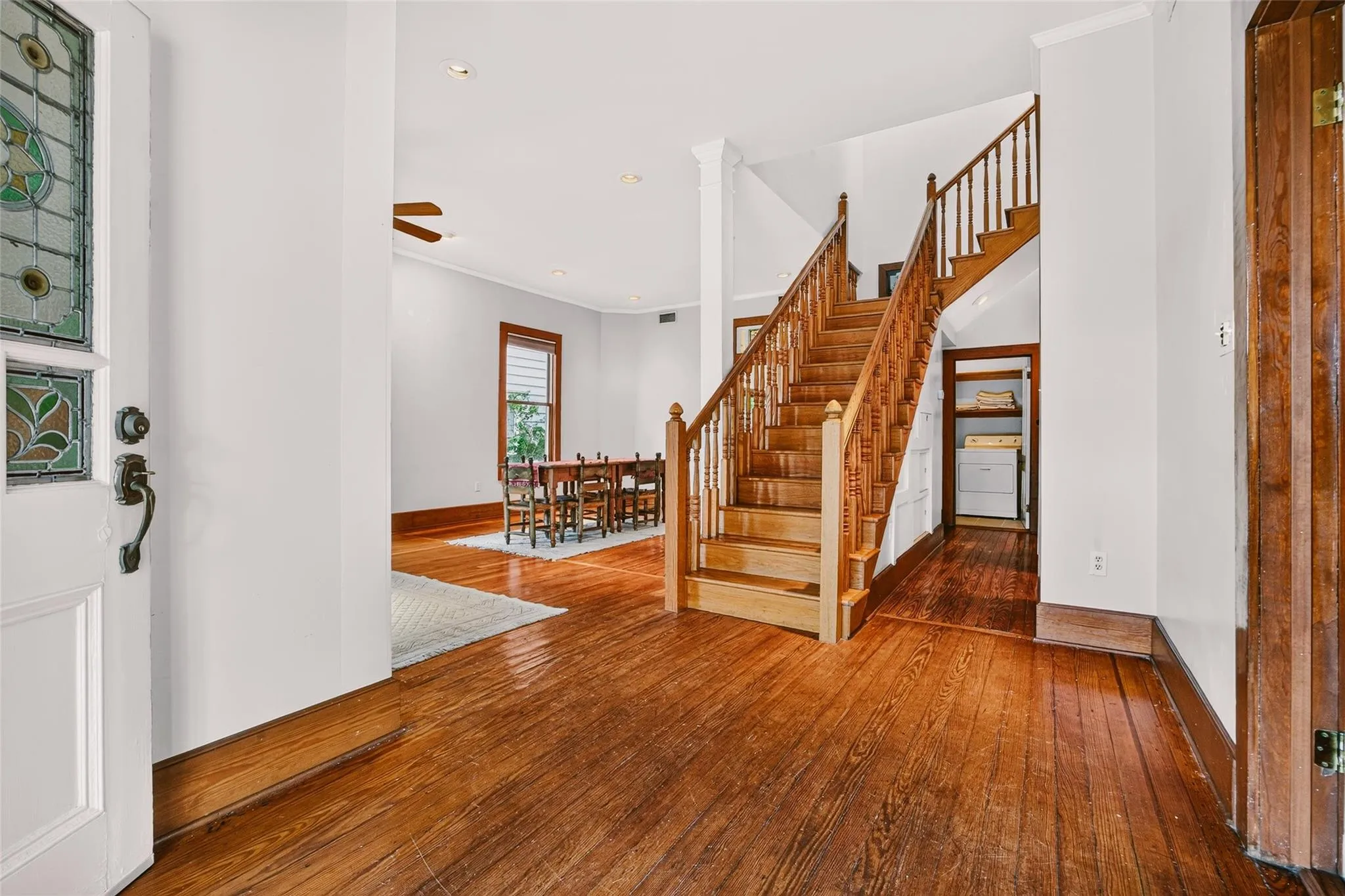 Photo 5 of 812 W 10TH ST