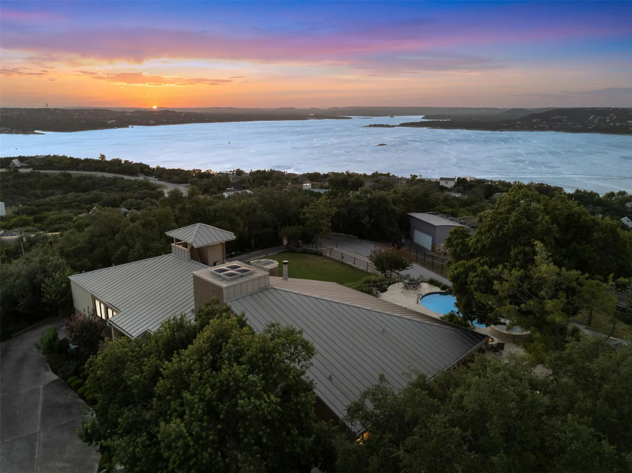 Photo of 12609 LYNDON DR, Austin, TX, 78732