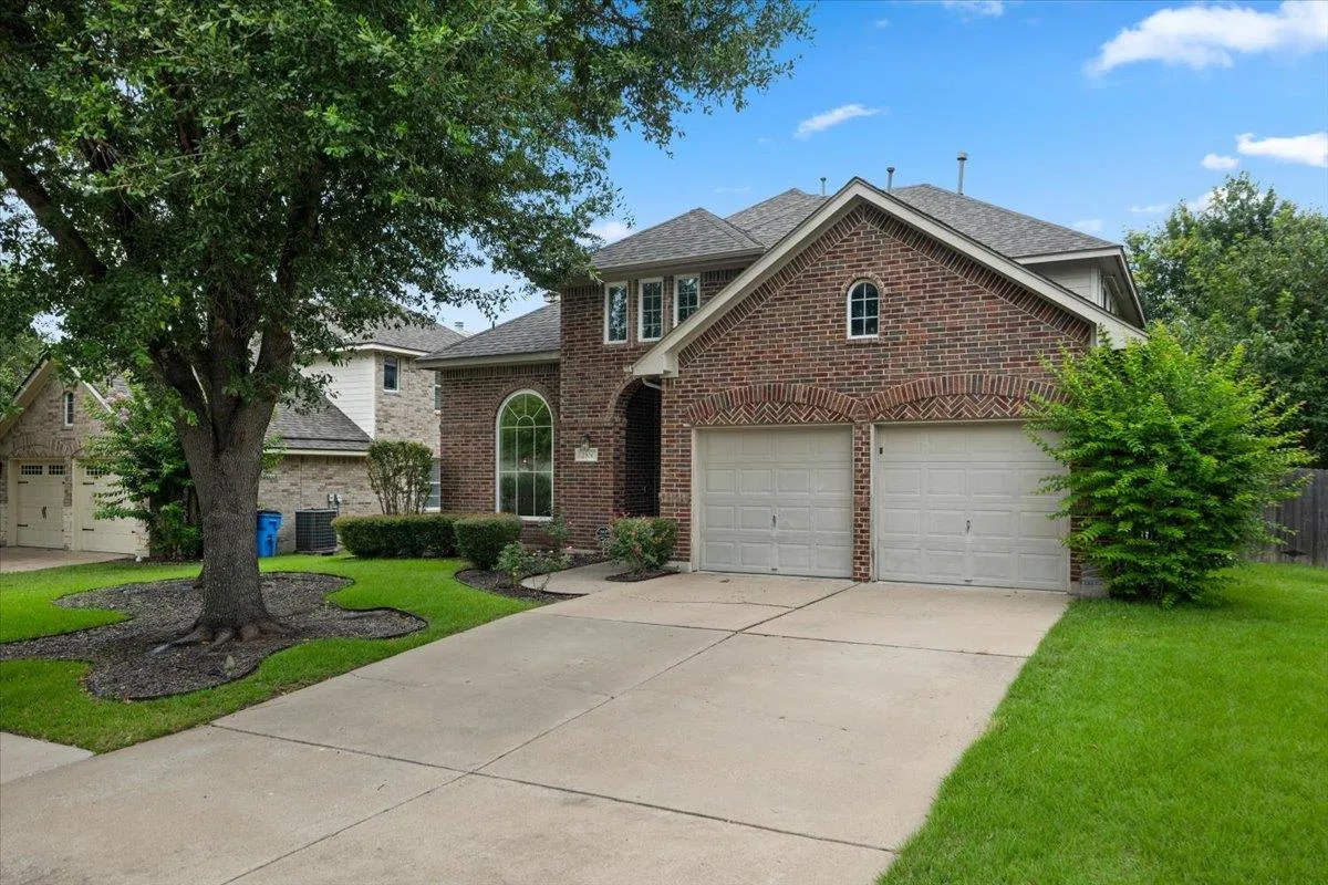 Photo of 2304 VILLAGE VIEW LOOP, Pflugerville, 78660