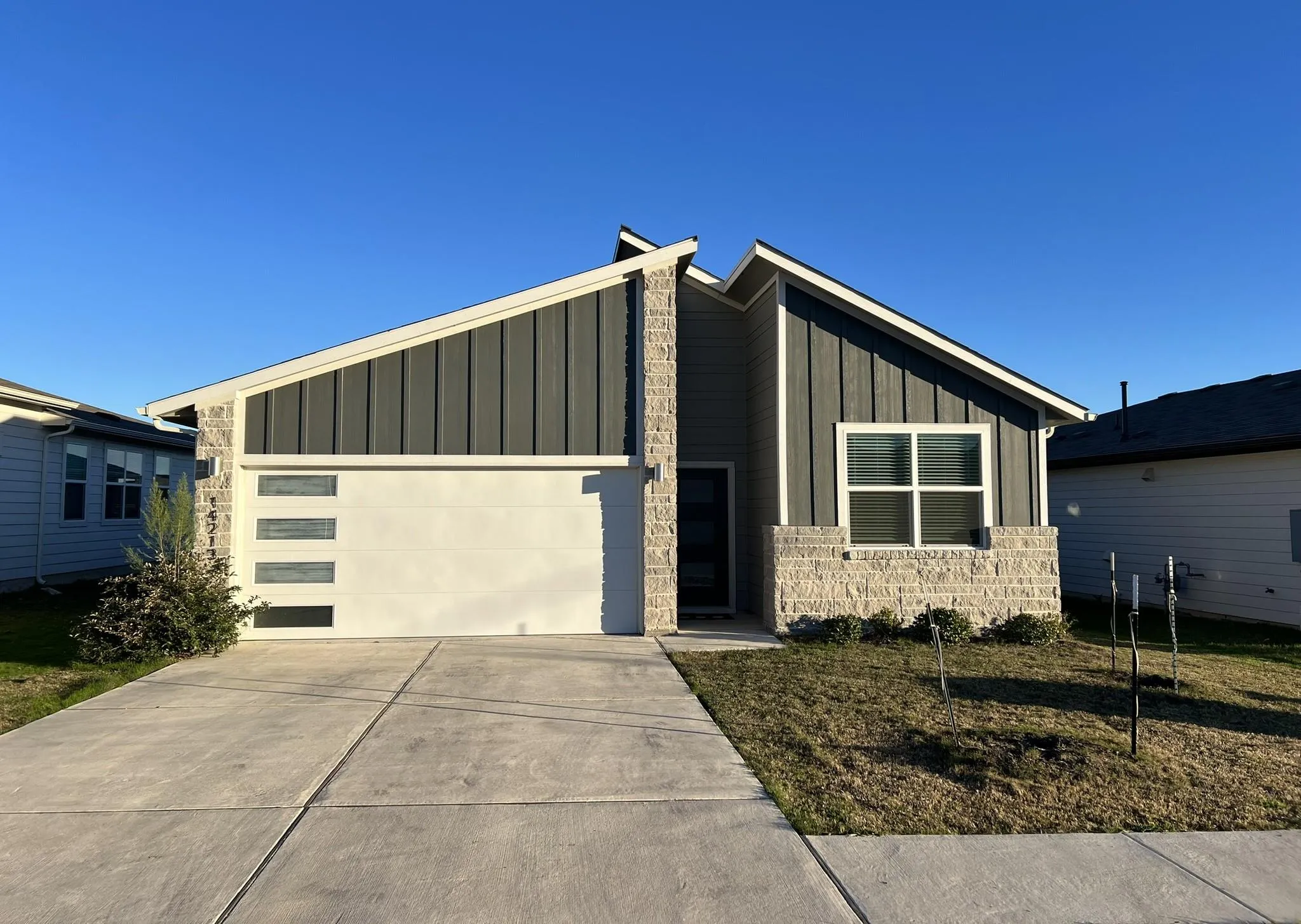 Photo of 14213 CANTARRA DR, Pflugerville, 78660