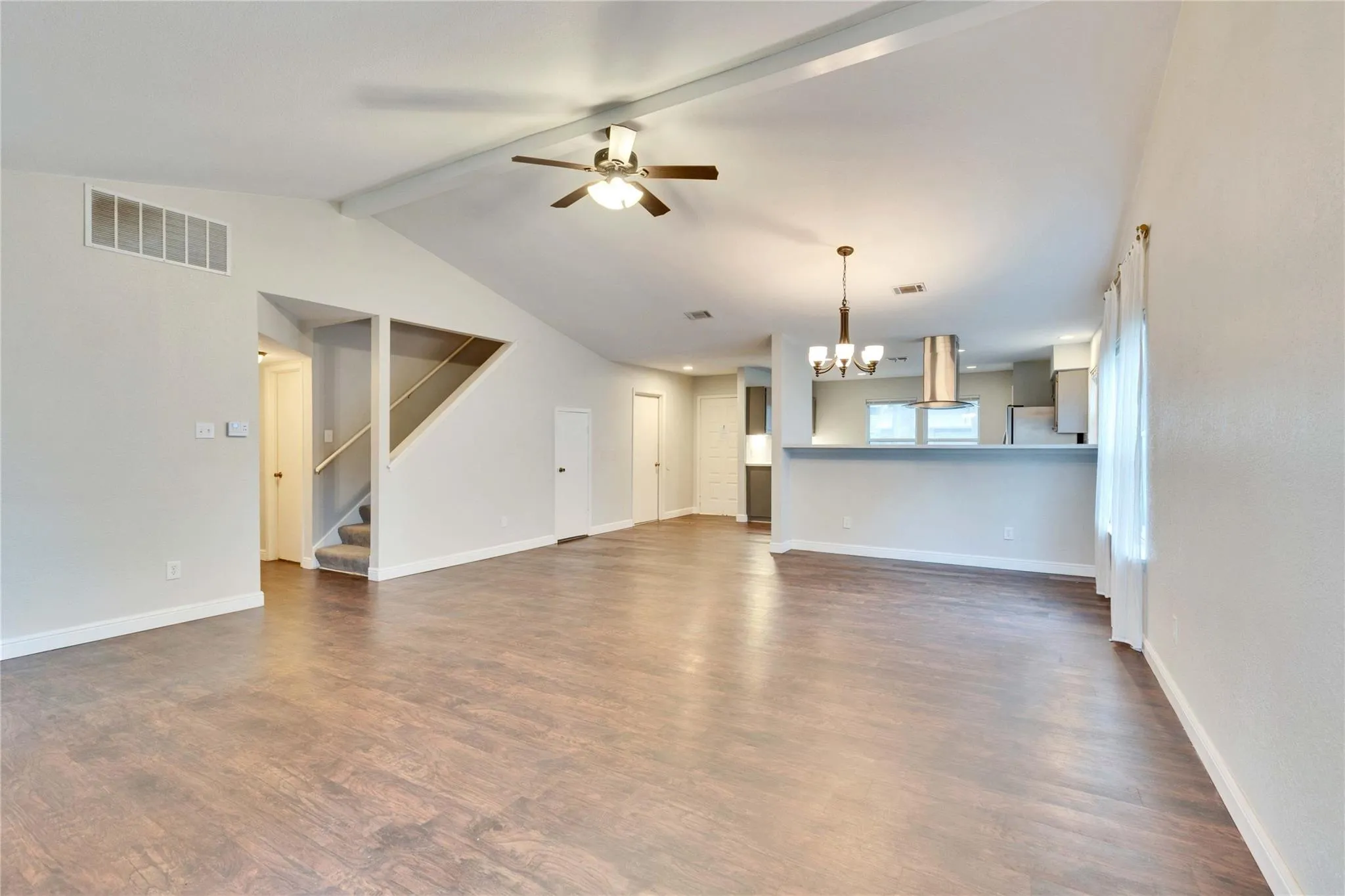 Photo 3 of 9706 MOORBERRY ST