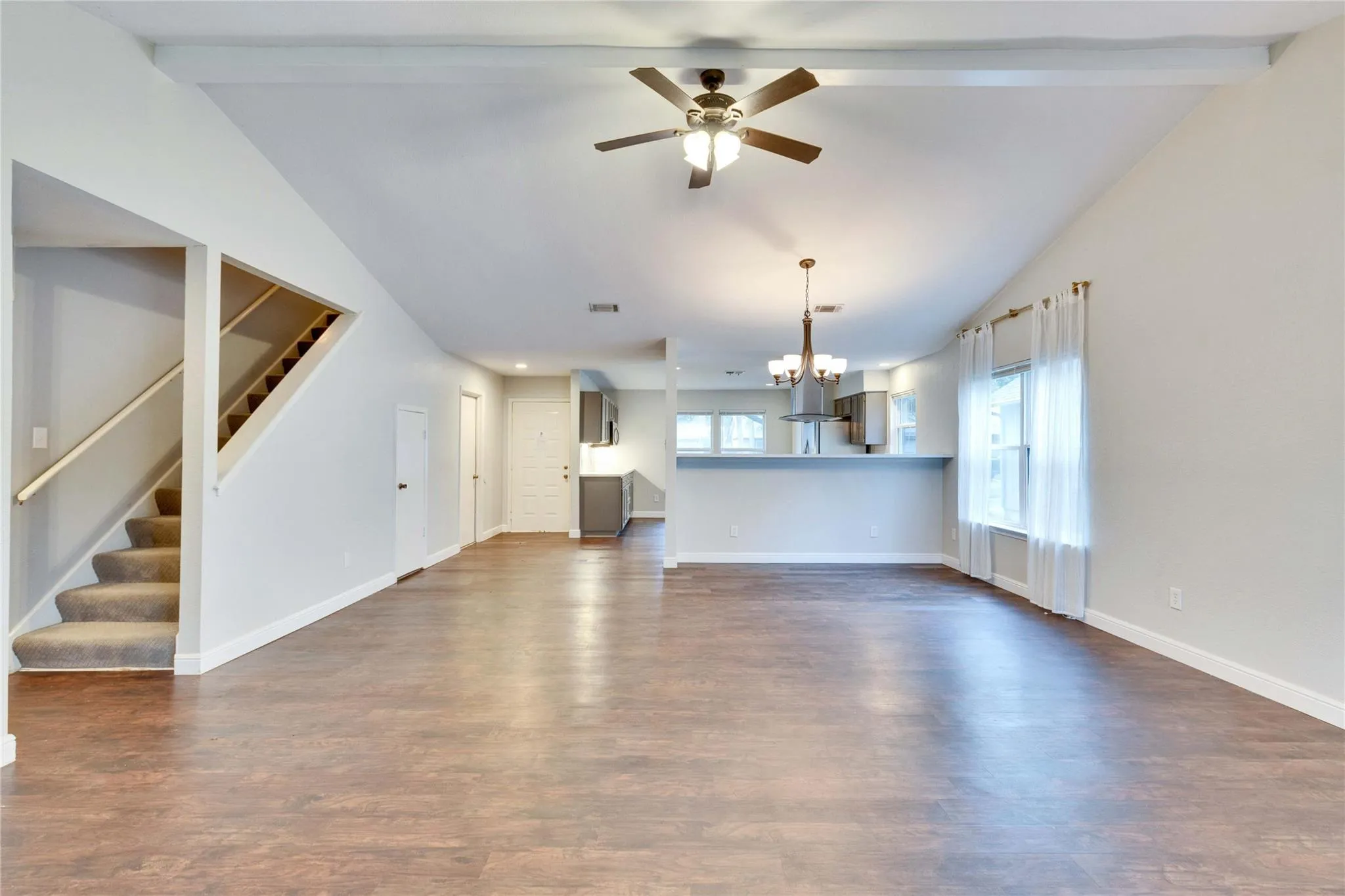 Photo 2 of 9706 MOORBERRY ST