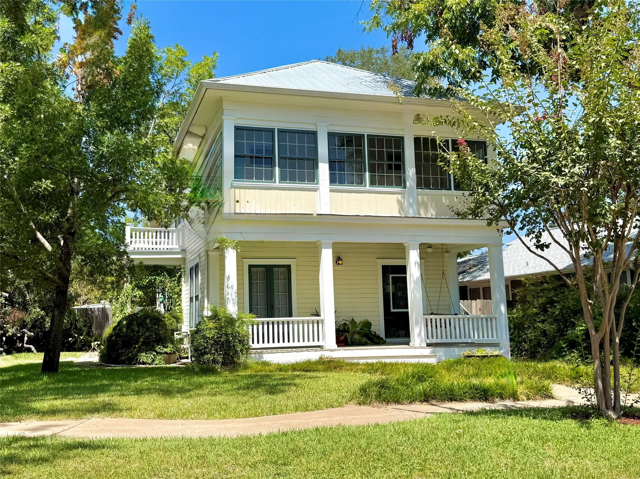 Photo of 200 W 40TH ST, Austin, TX, 78751