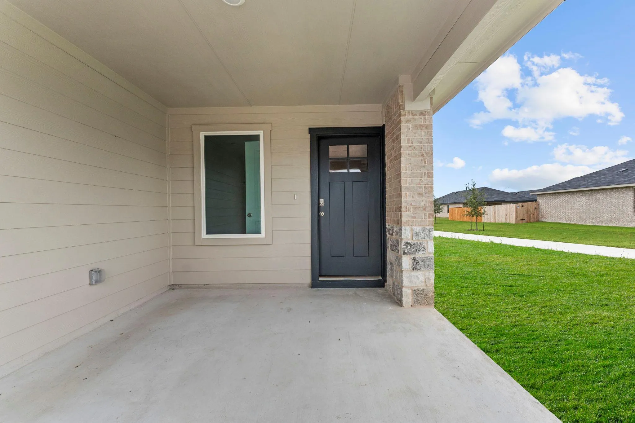 Photo 2 of 204 RAYMONDVILLE PATH