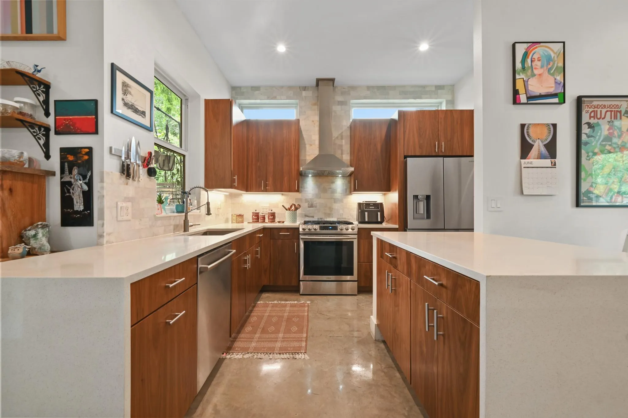Photo 3 of 2714 STACY LN #B