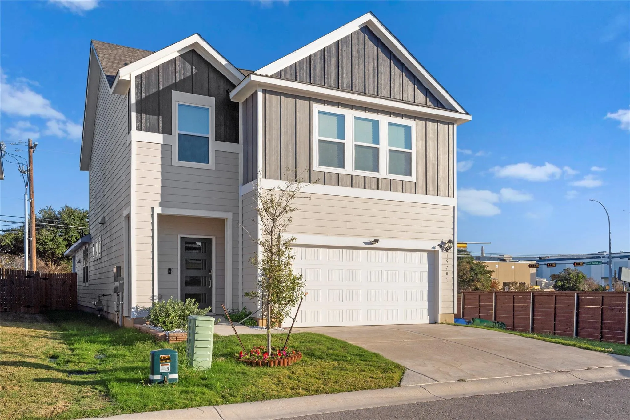 Photo of 15701 OGLETHORPE DR #100, Austin, 78728