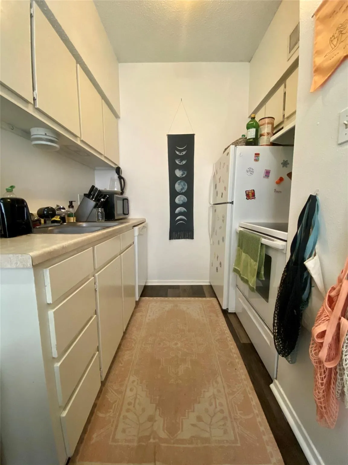 Photo 5 of 2818 NUECES ST #102