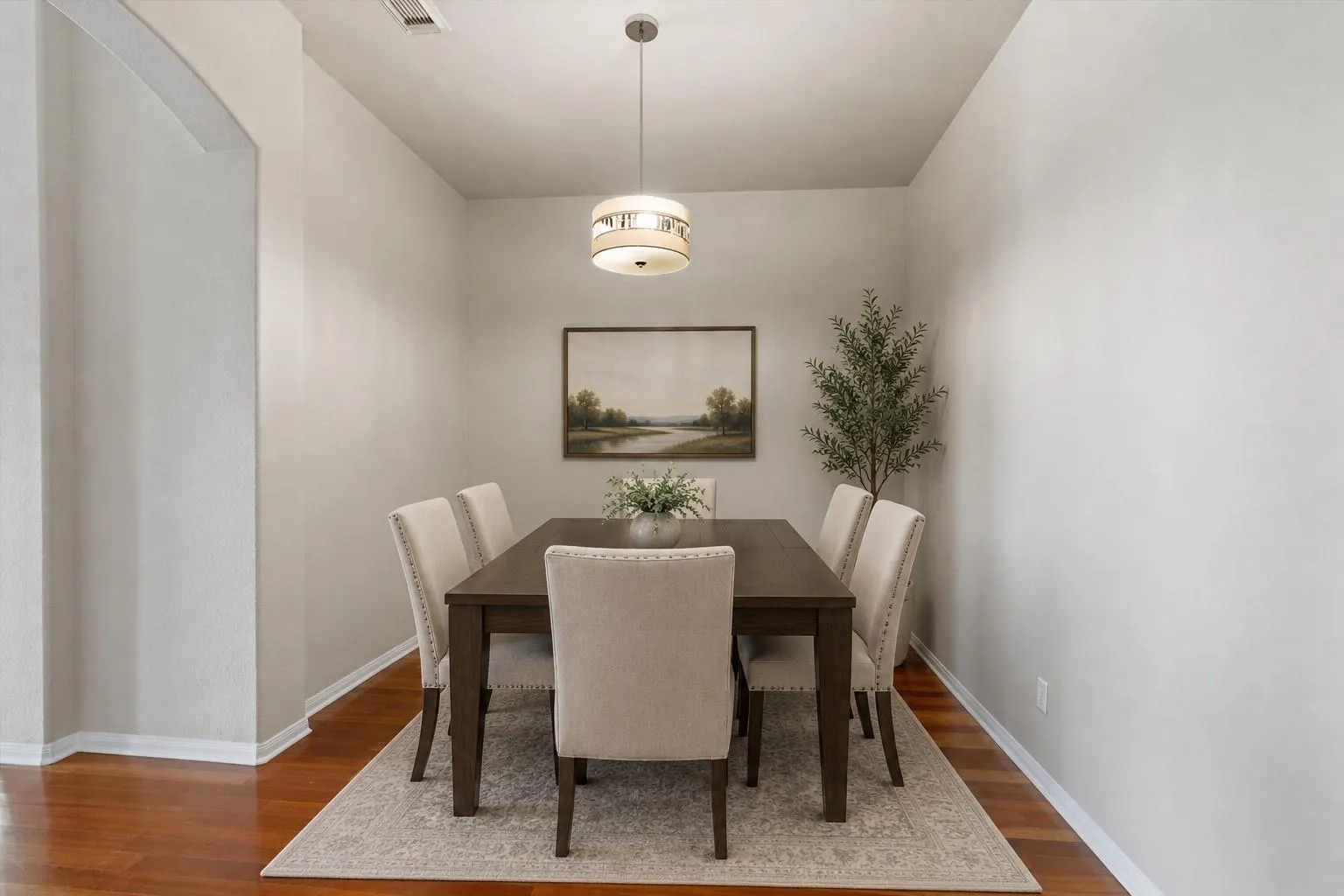 Photo 4 of 725 BOTANY BAY CIR