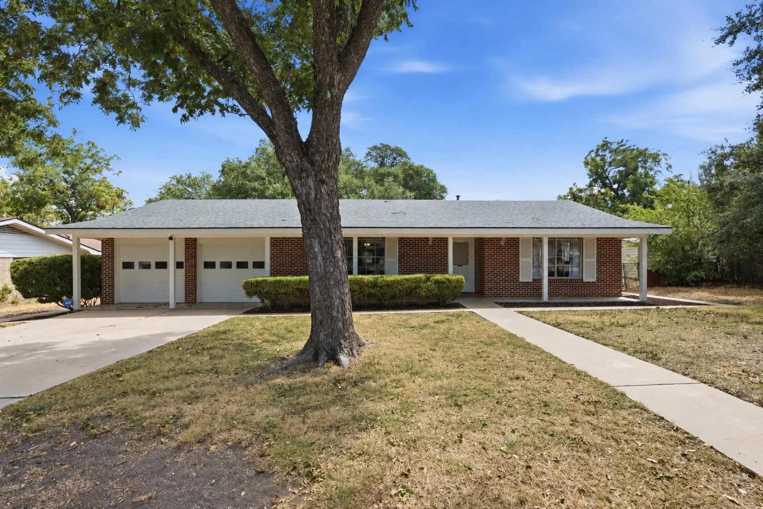 Photo of 11605 N OAKS DR, Austin, TX, 78753