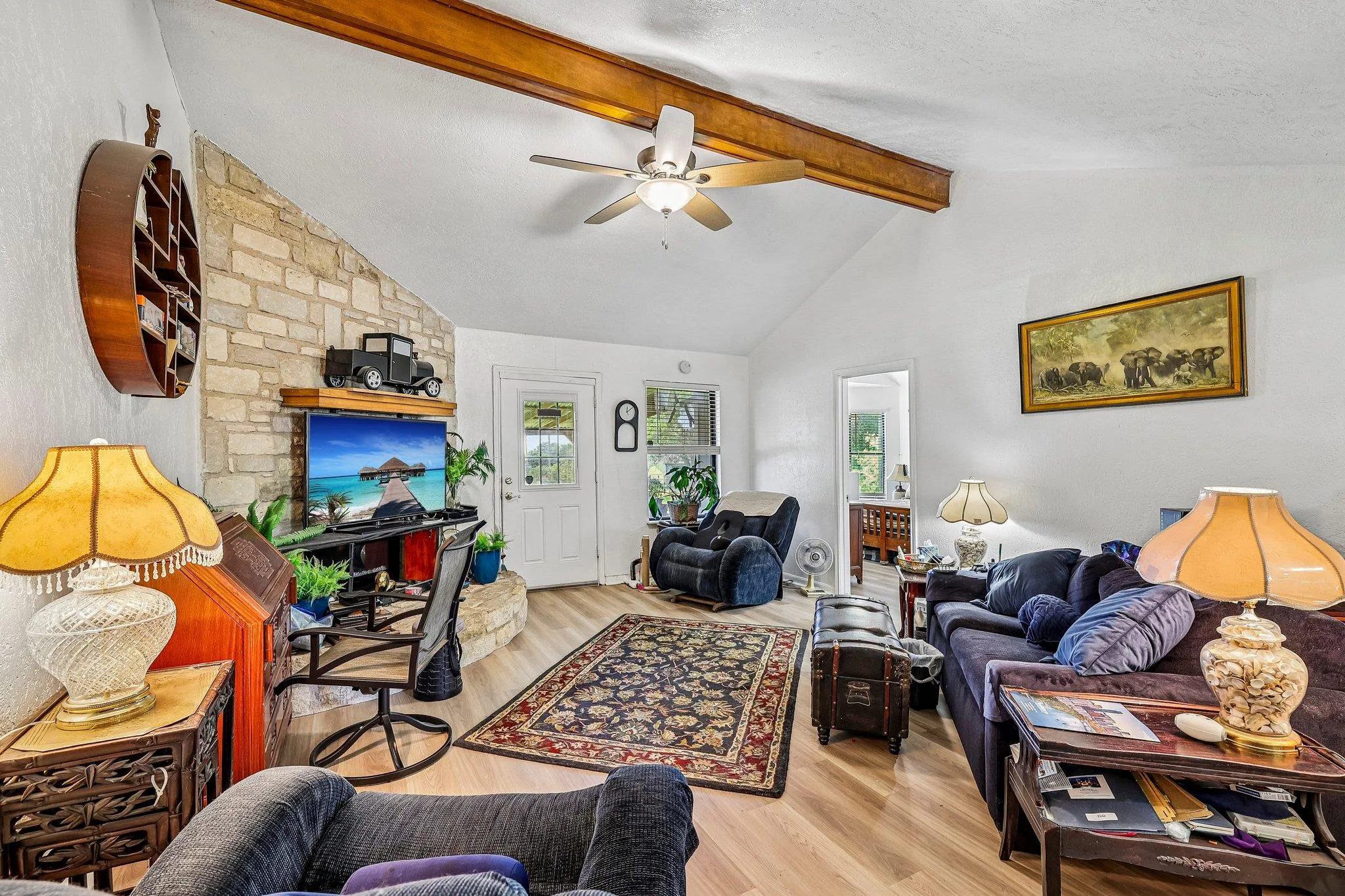 Photo 4 of 508 RIVER HILLS DR