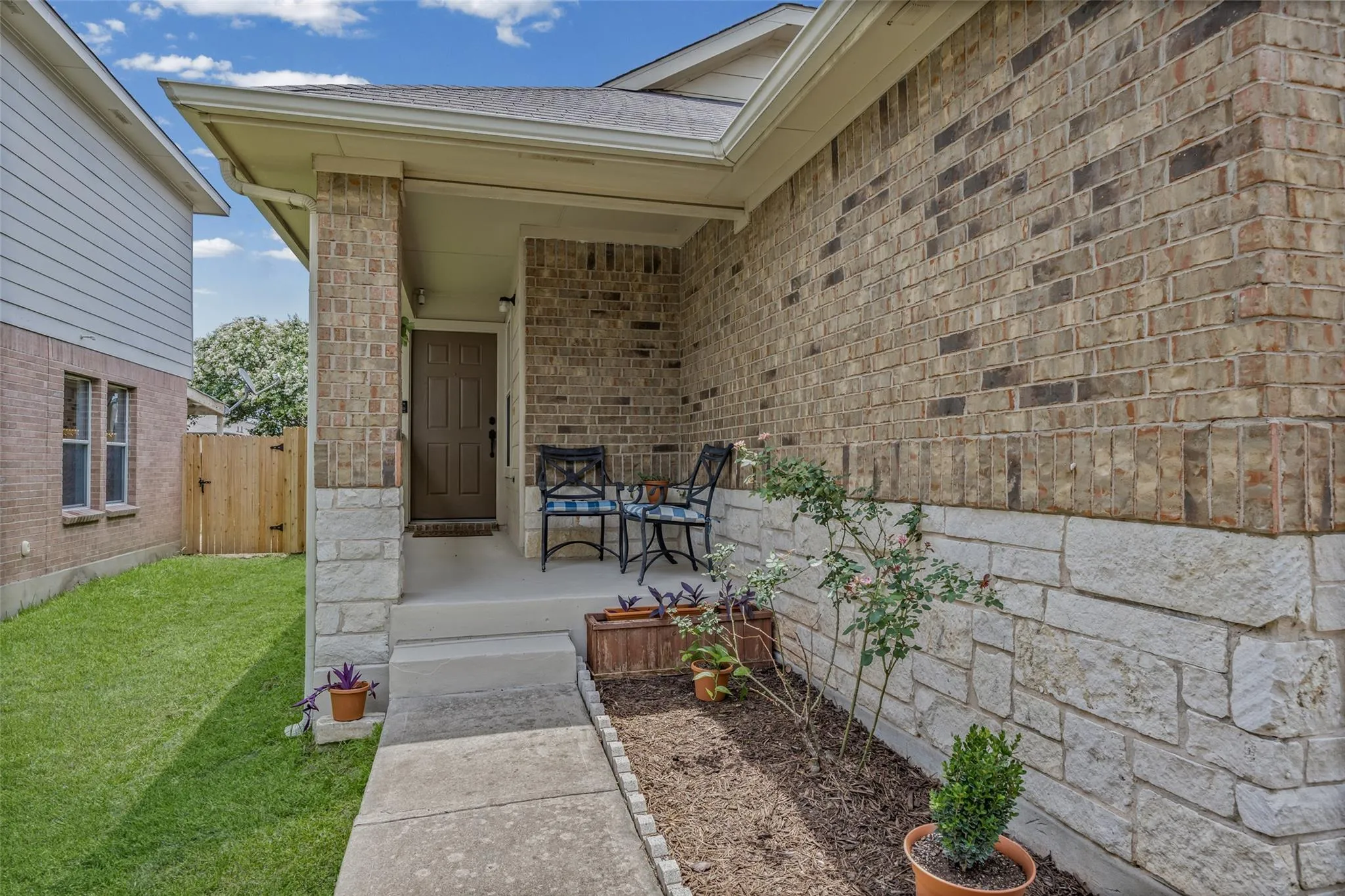 Photo 2 of 13501 LISMORE LN