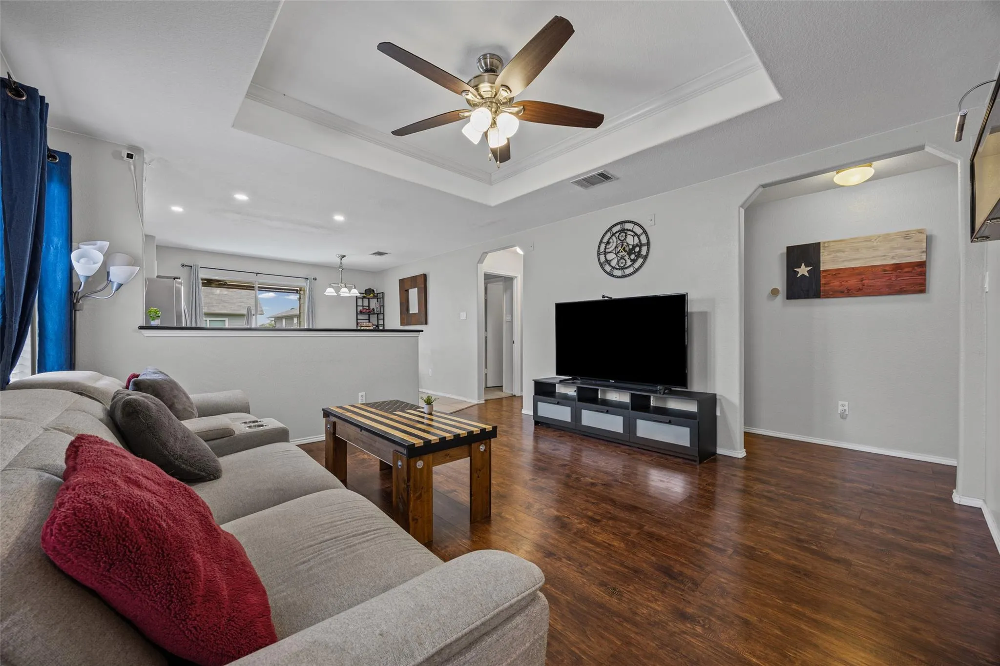 Photo 3 of 13501 LISMORE LN