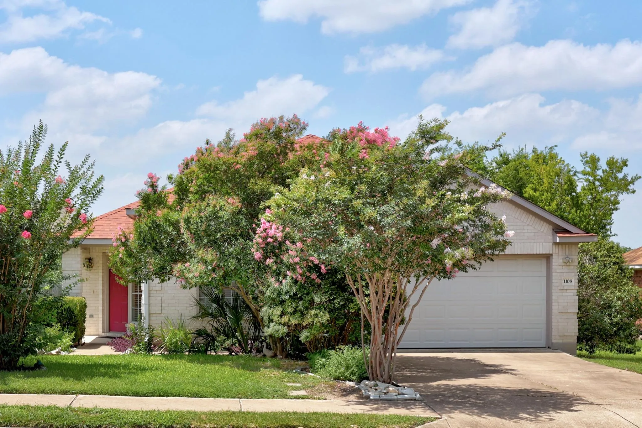 Photo 4 of 1108 SPRINGBROOK RD