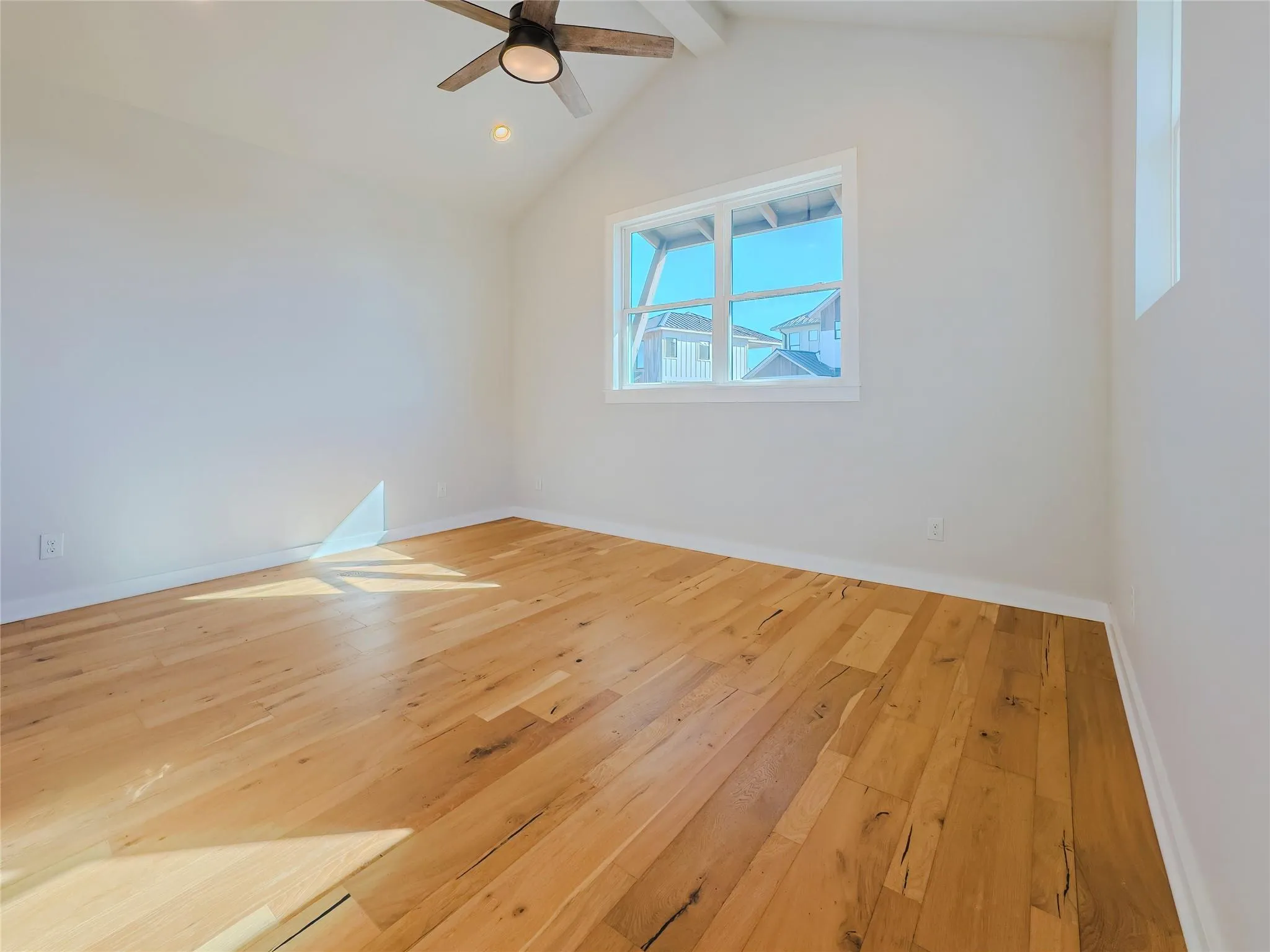 Photo 2 of 2404 BRUIN DR