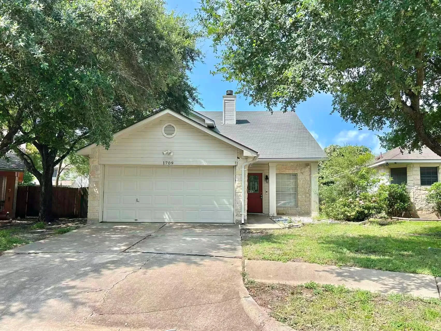 Photo of 1709 ROYAL ASCOT DR, Pflugerville, 78660
