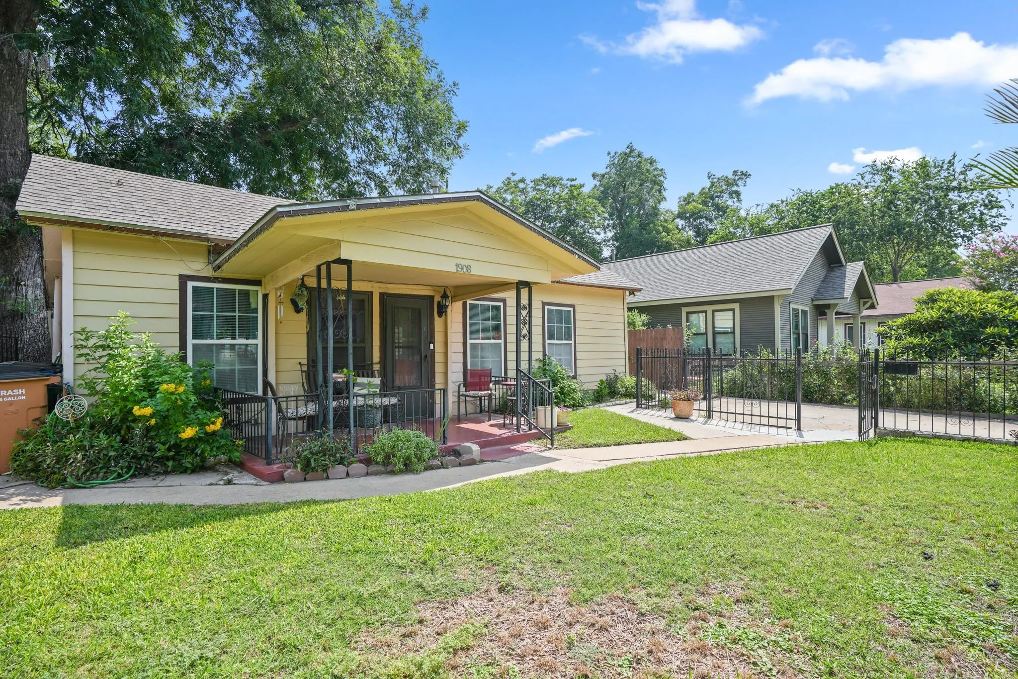 Photo of 1908 HOLLY ST, Austin, TX, 78702
