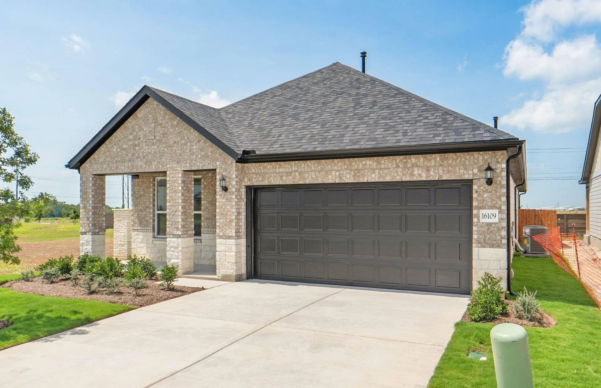 Photo 2 of 16109 EMMA EDGE LN