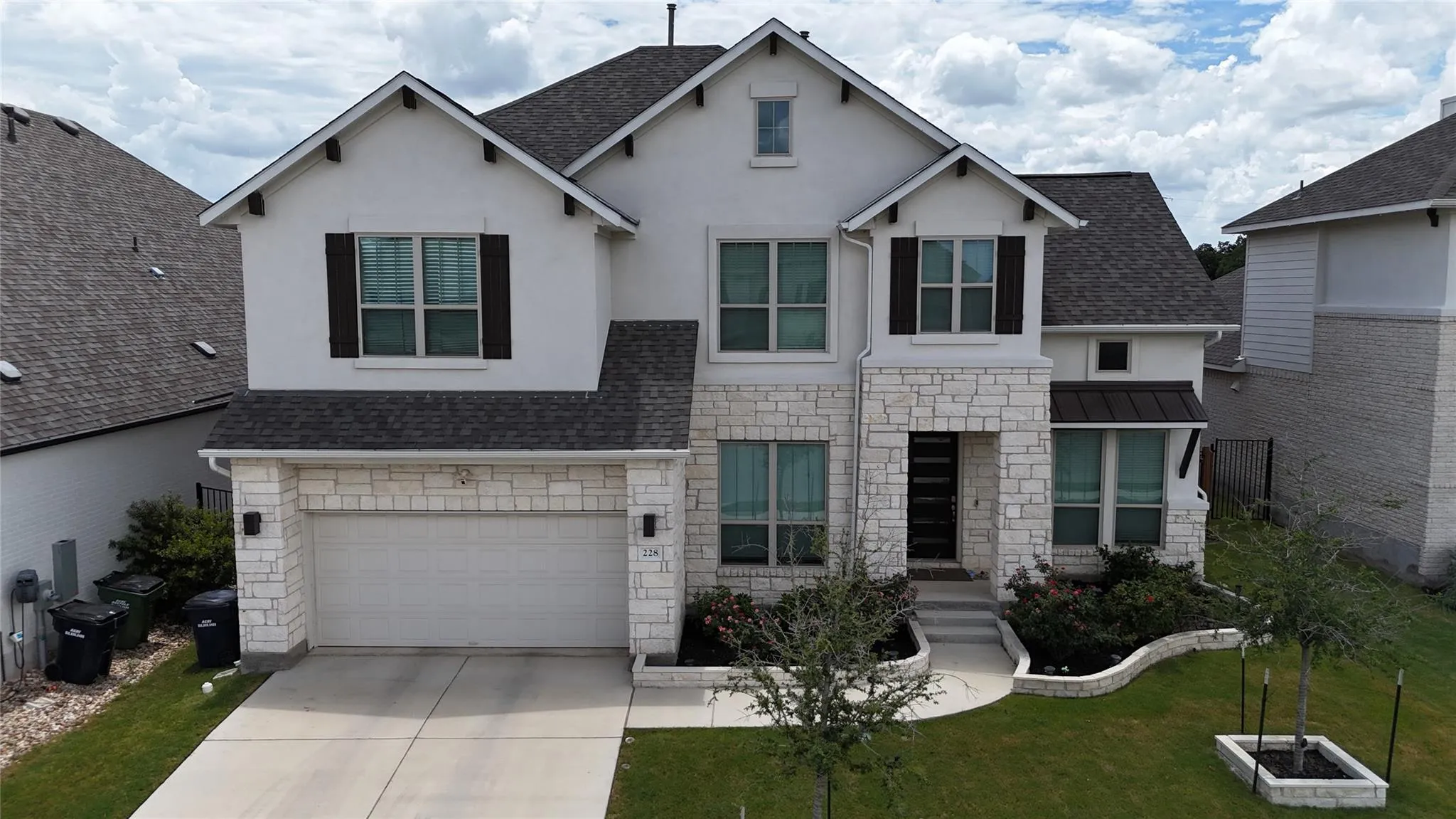 Photo of 228 POOLE LN, Liberty Hill, TX, 78642