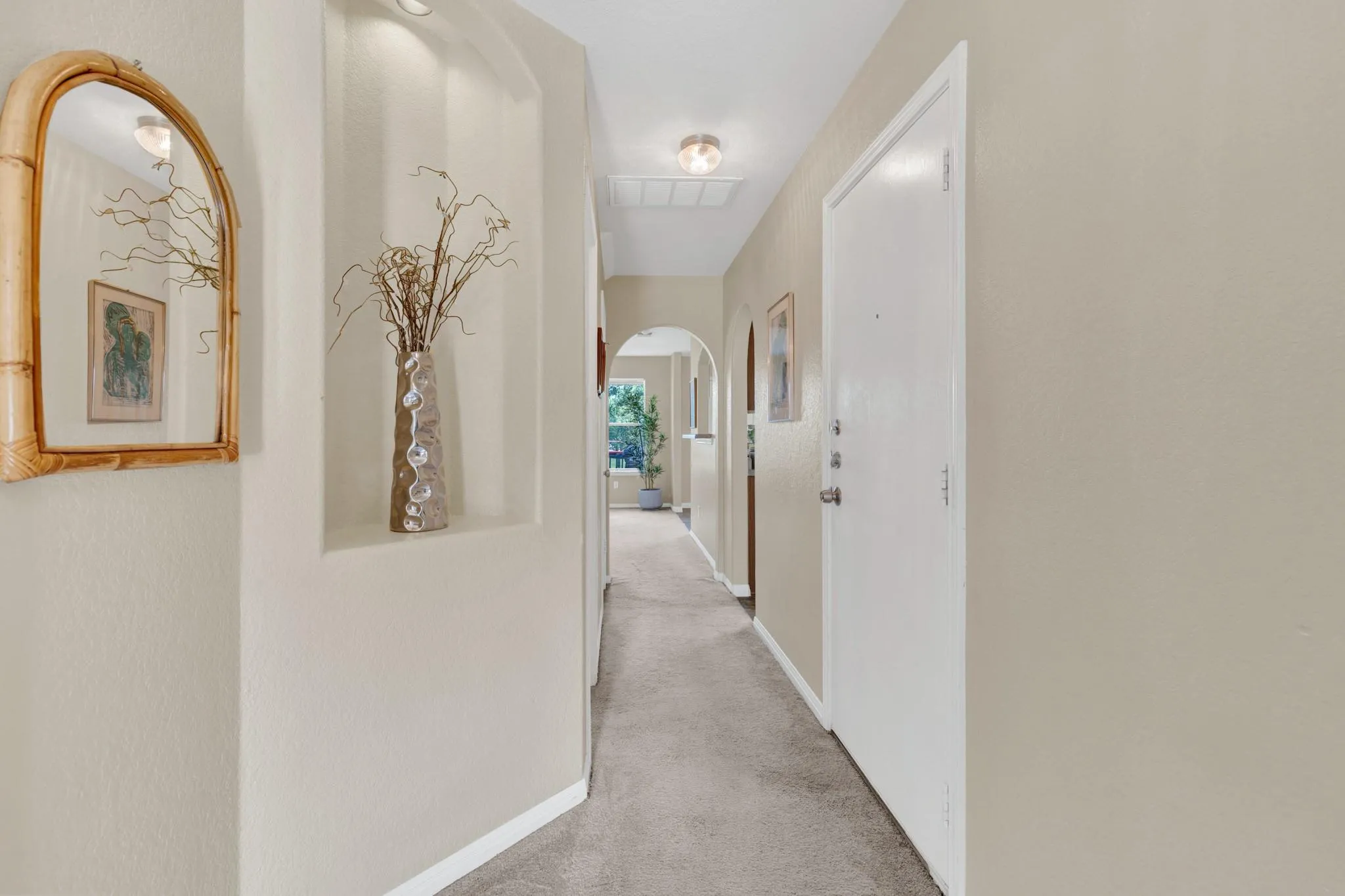 Photo 5 of 2047 LISA LN