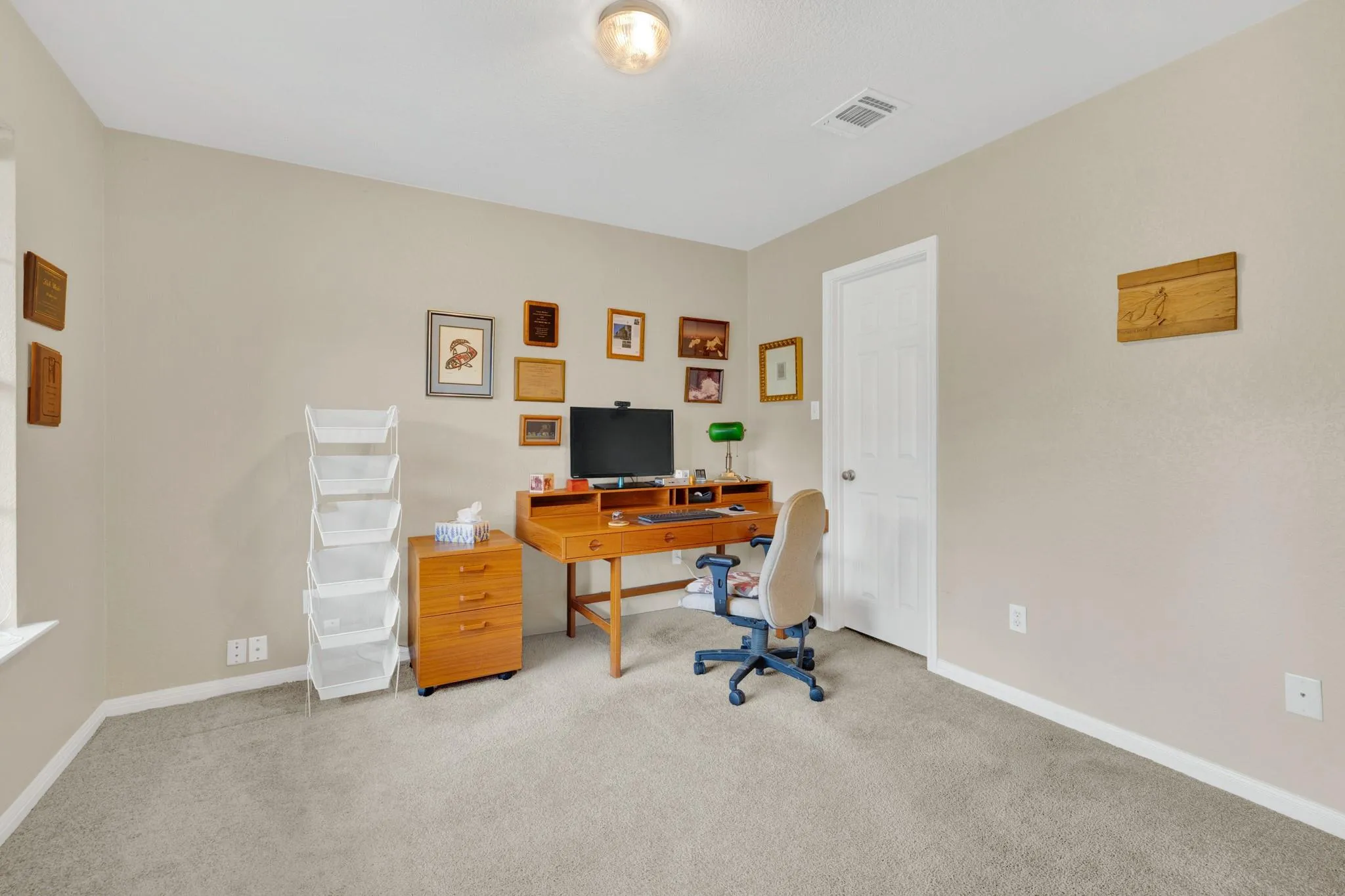 Photo 4 of 2047 LISA LN